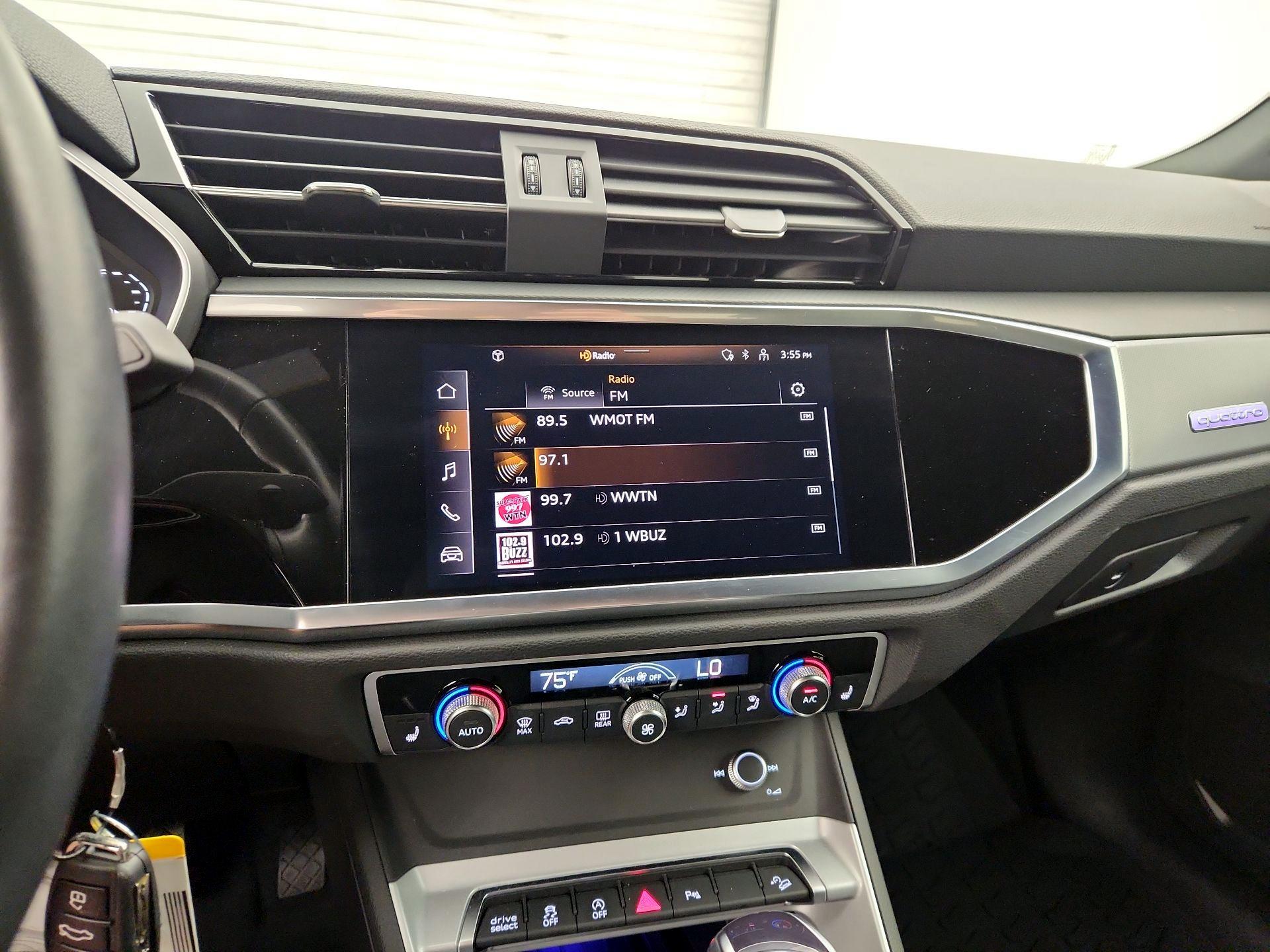 Thumbnail: 2022 Audi Q3 - 14