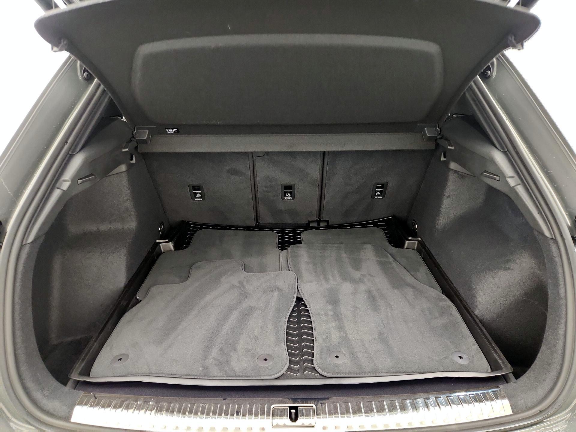 Thumbnail: 2022 Audi Q3 - 18