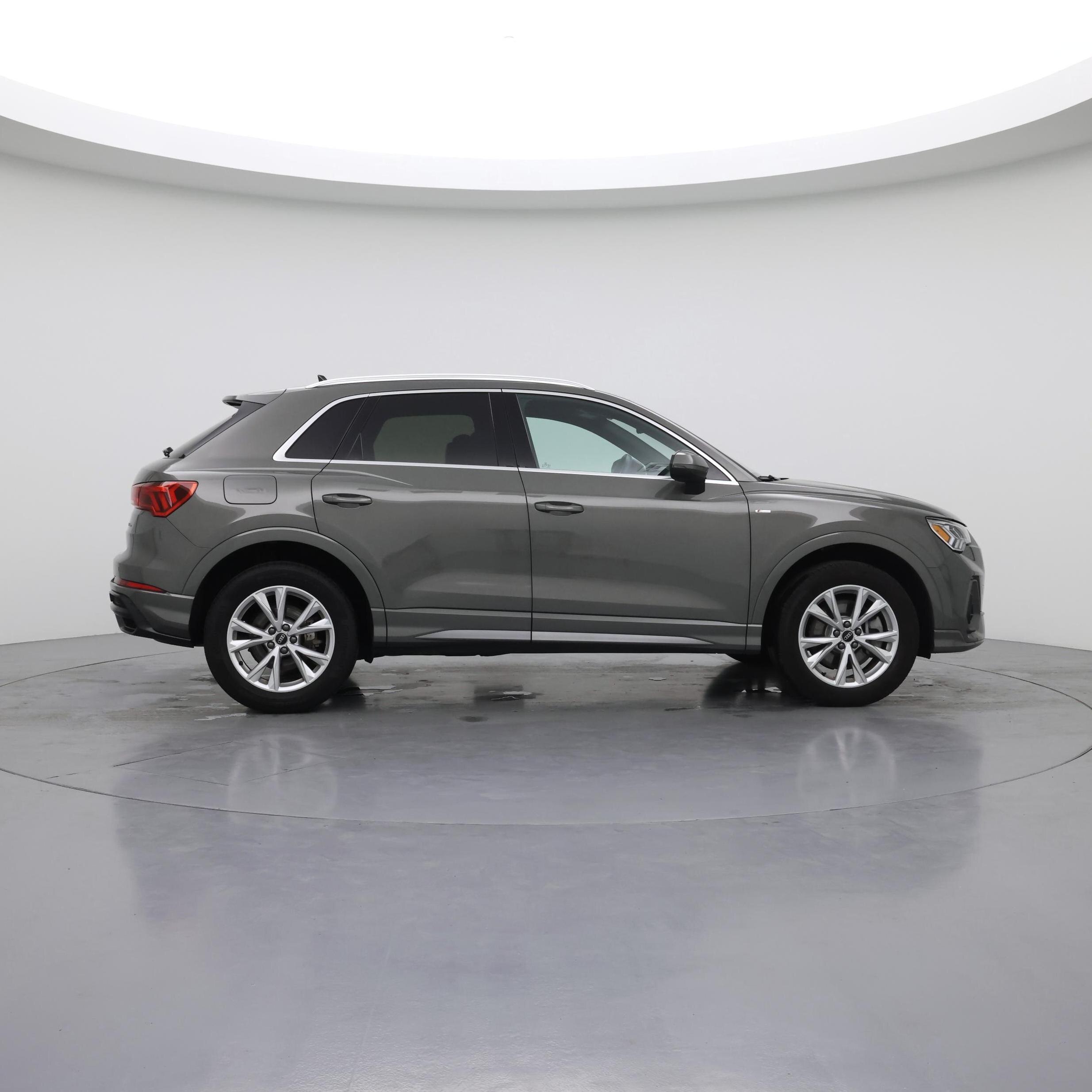 Thumbnail: 2022 Audi Q3 - 7