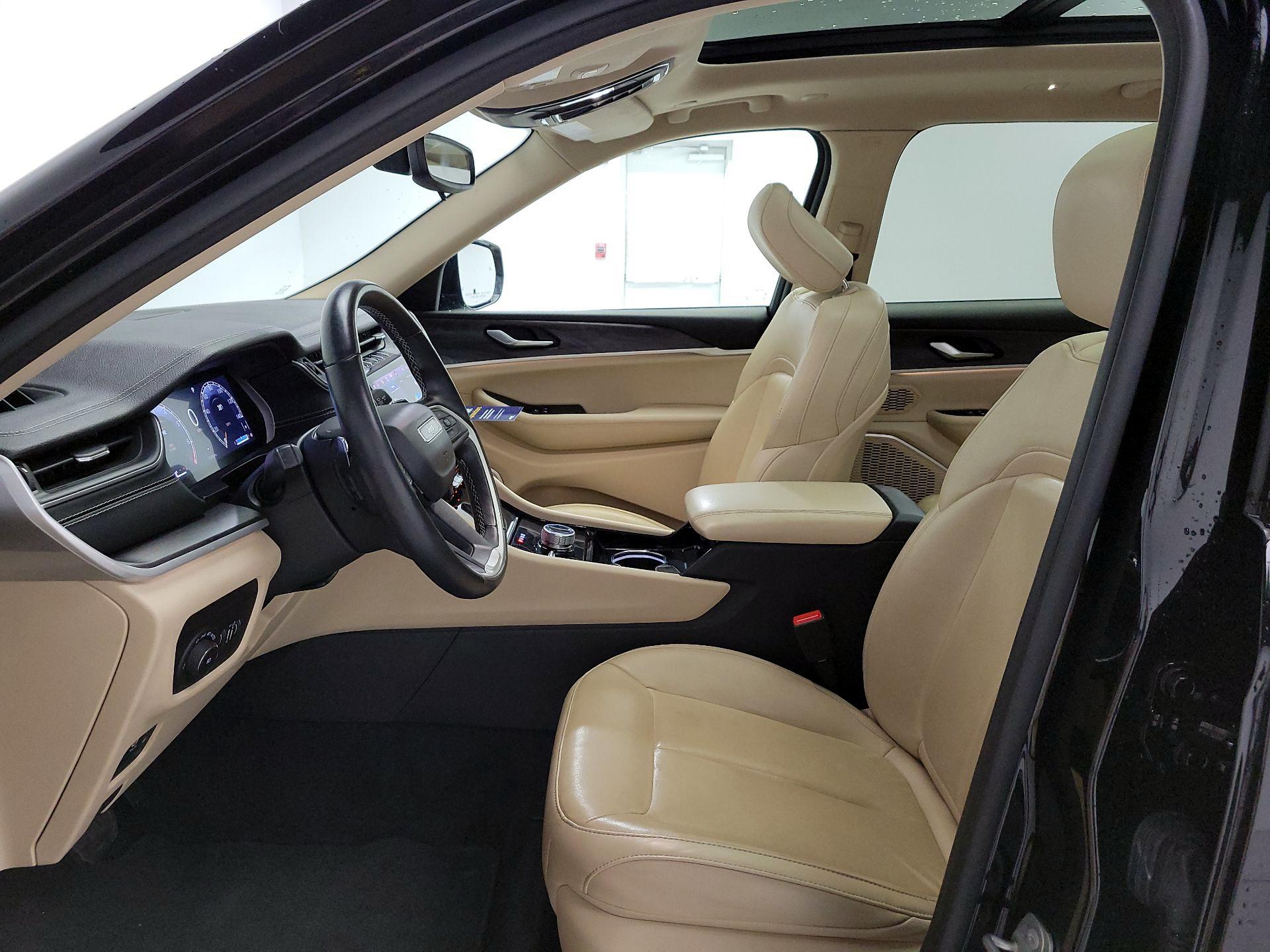 Thumbnail: 2021 Jeep Grand Cherokee L - 11