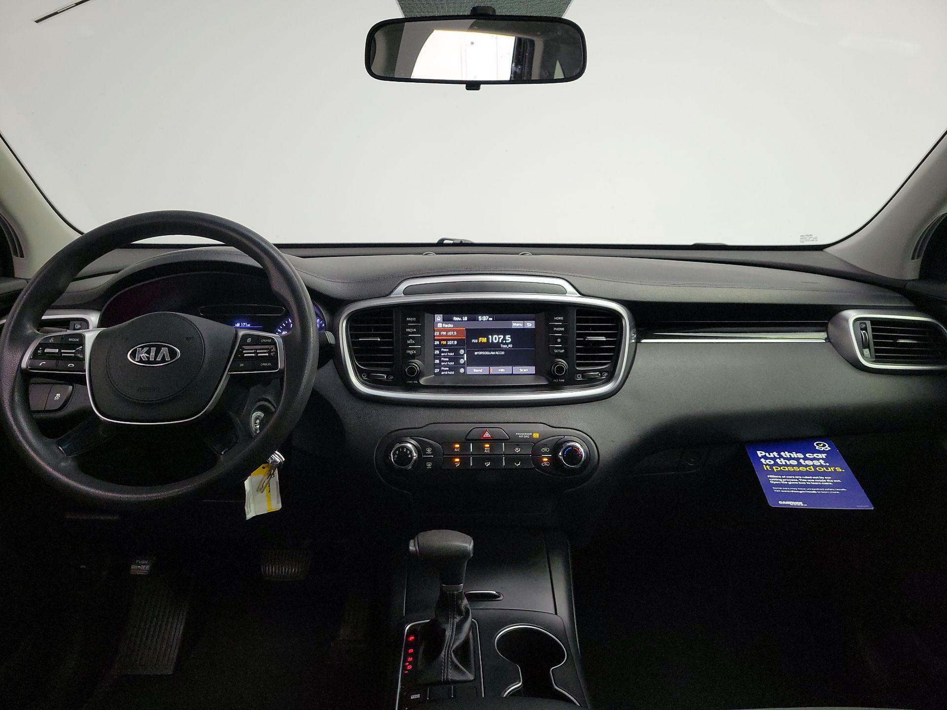 Thumbnail: 2020 Kia Sorento - 9