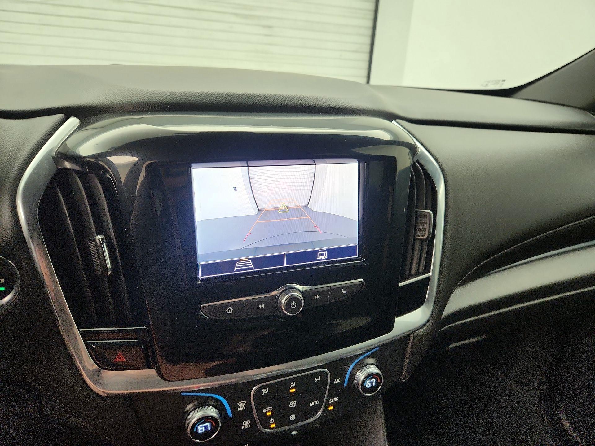 Thumbnail: 2022 Chevrolet Traverse - 14