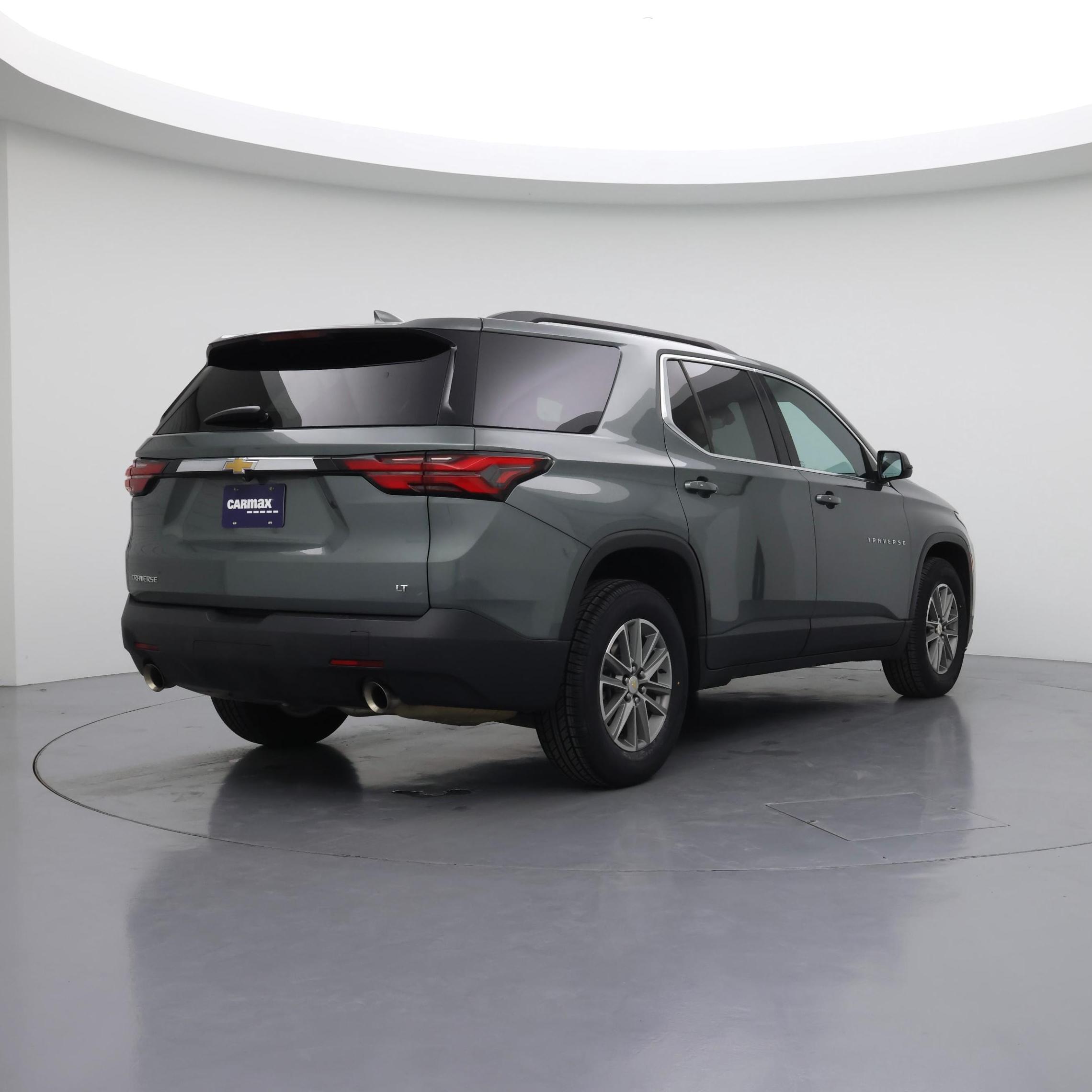 Thumbnail: 2022 Chevrolet Traverse - 8