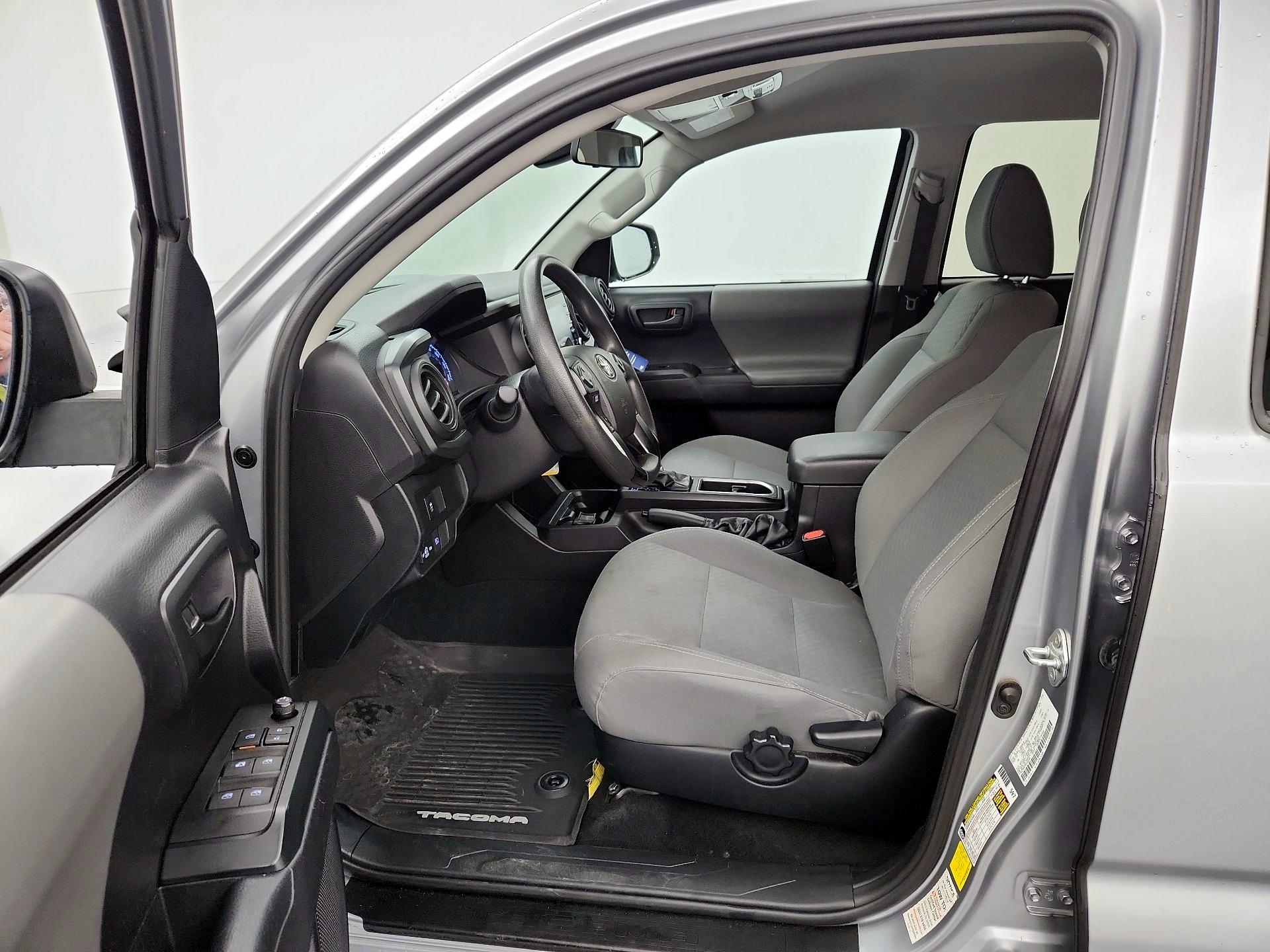 Thumbnail: 2021 Toyota Tacoma - 11