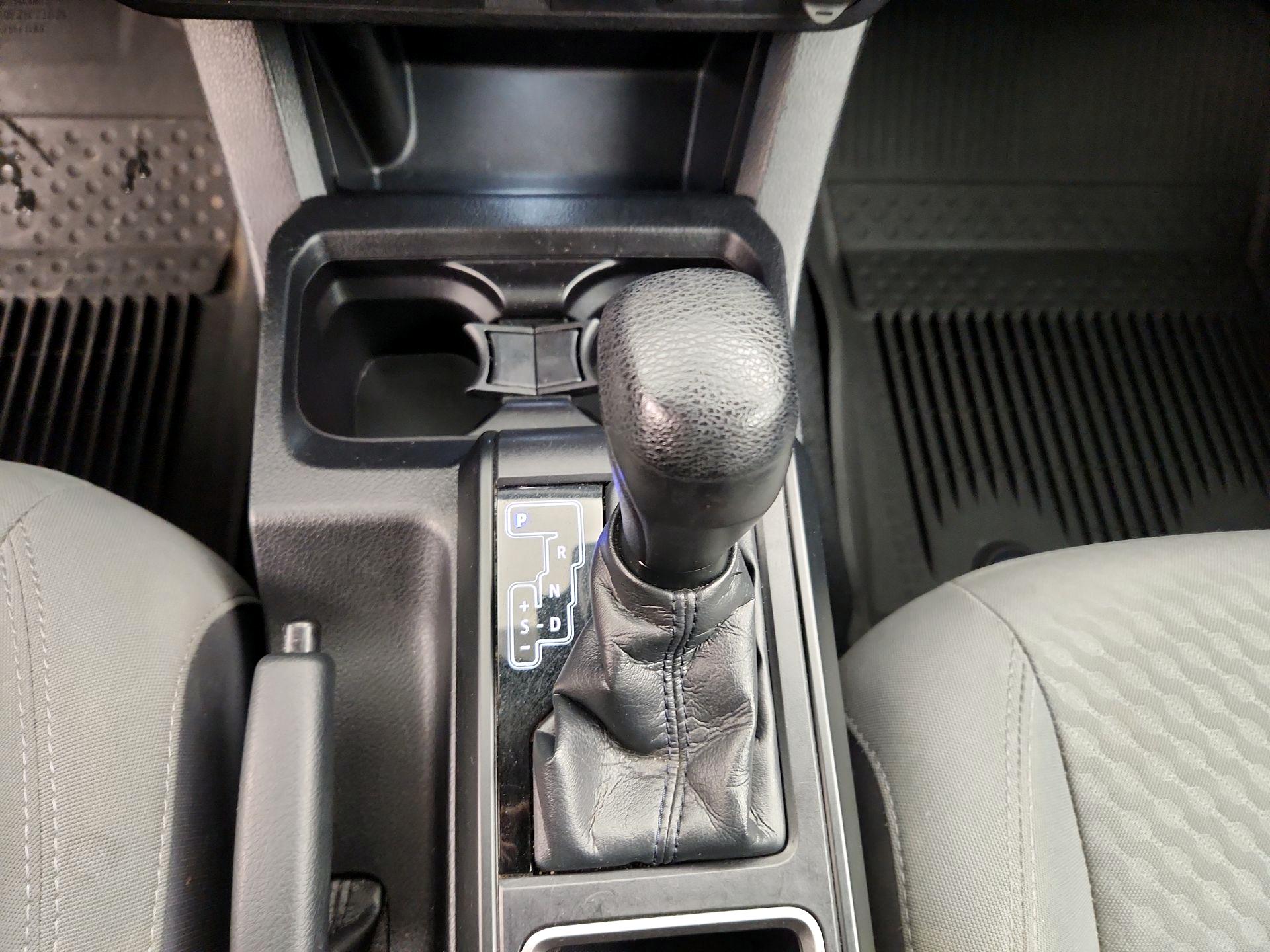 Thumbnail: 2021 Toyota Tacoma - 17