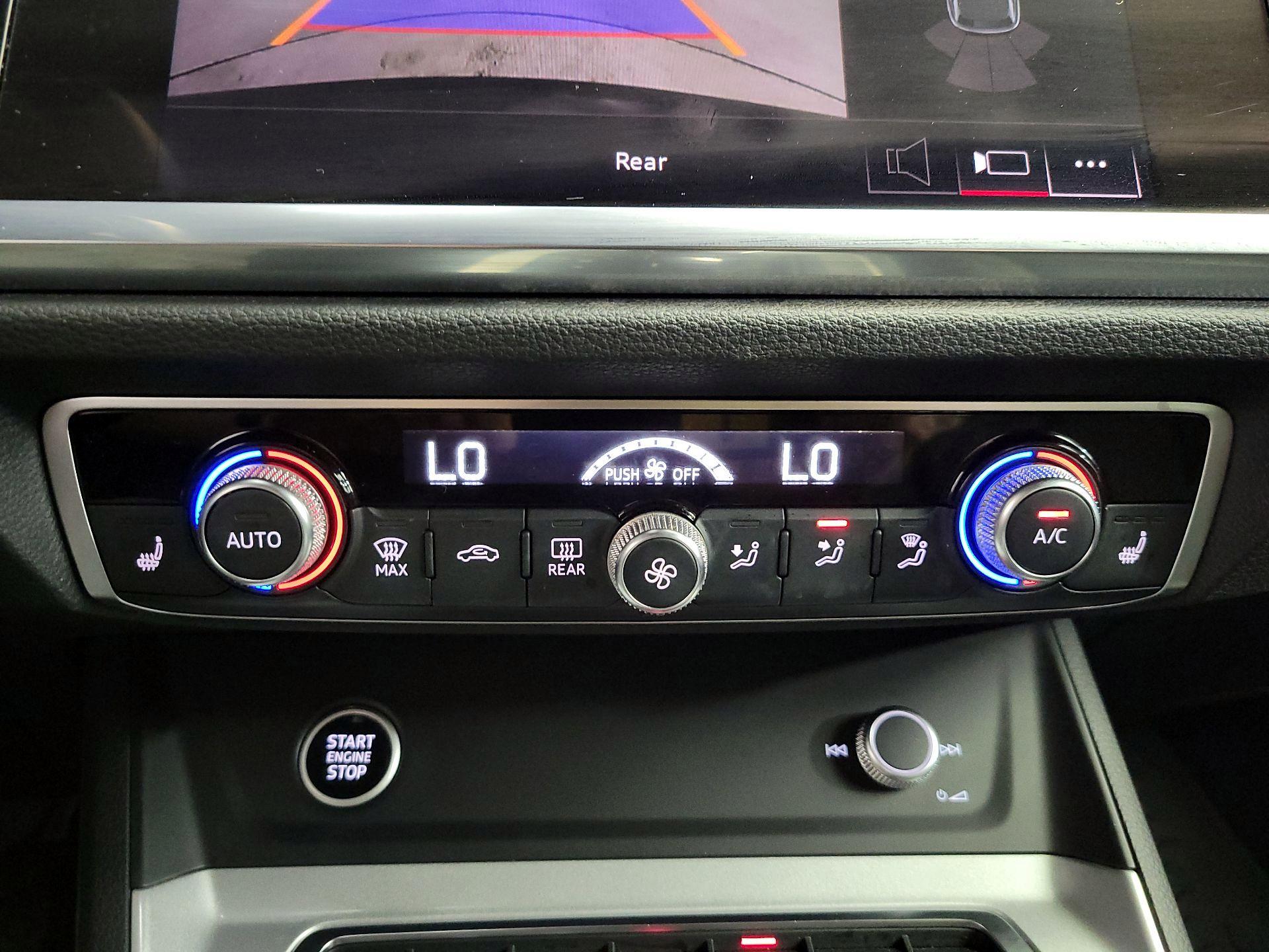 Thumbnail: 2022 Audi Q3 - 16