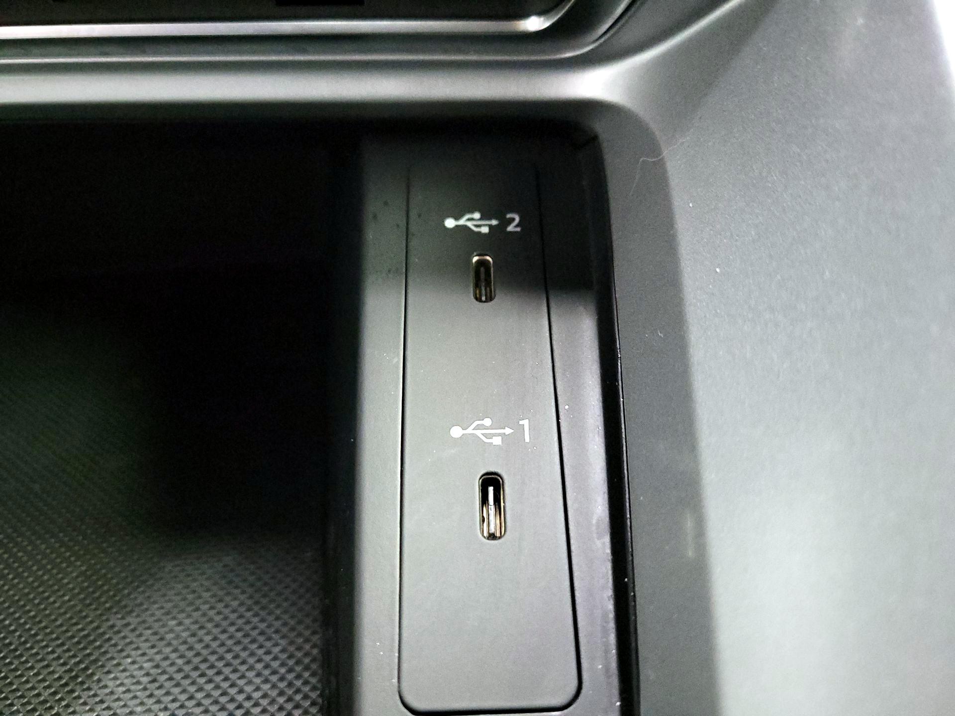 Thumbnail: 2022 Audi Q3 - 18