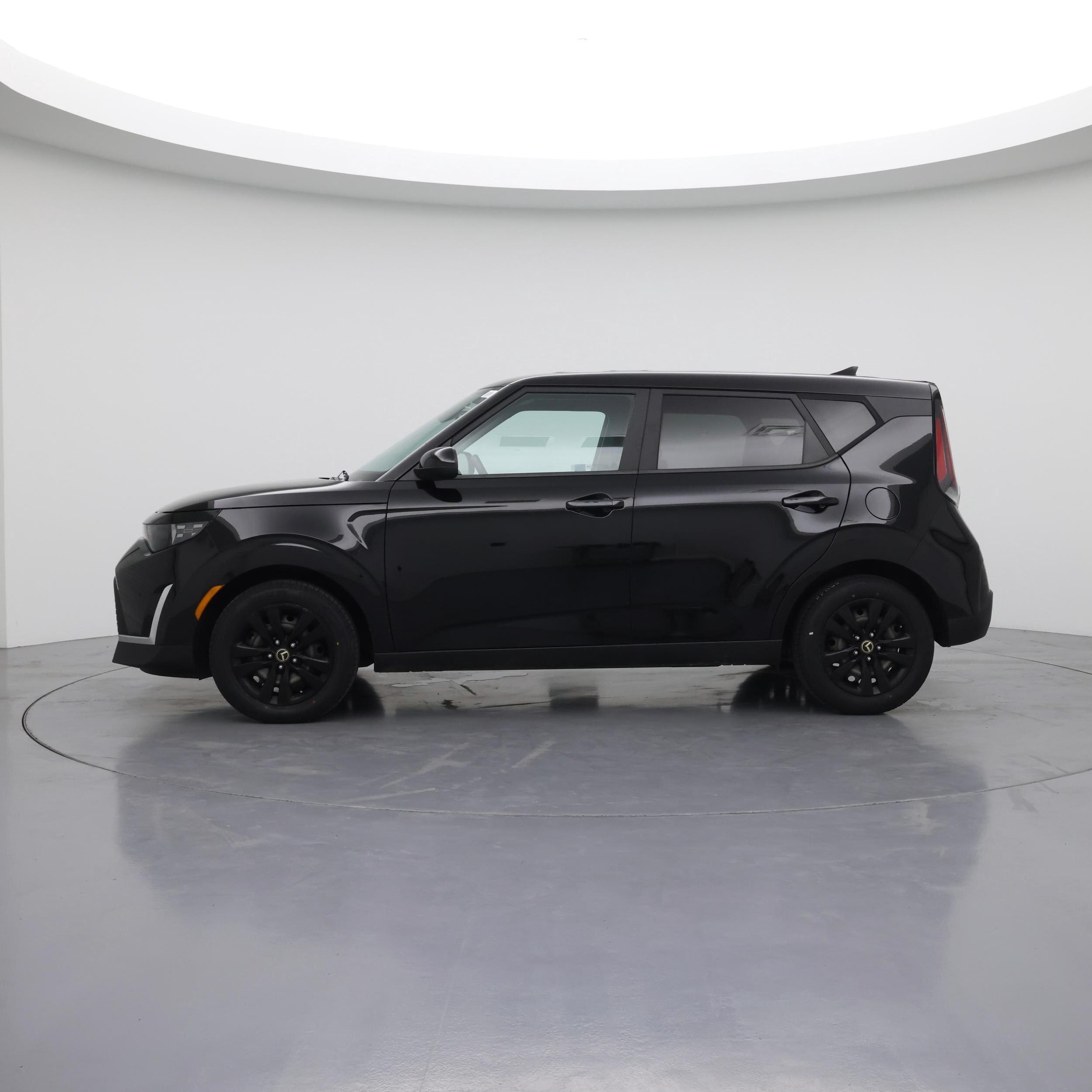 Thumbnail: 2023 Kia Soul - 3