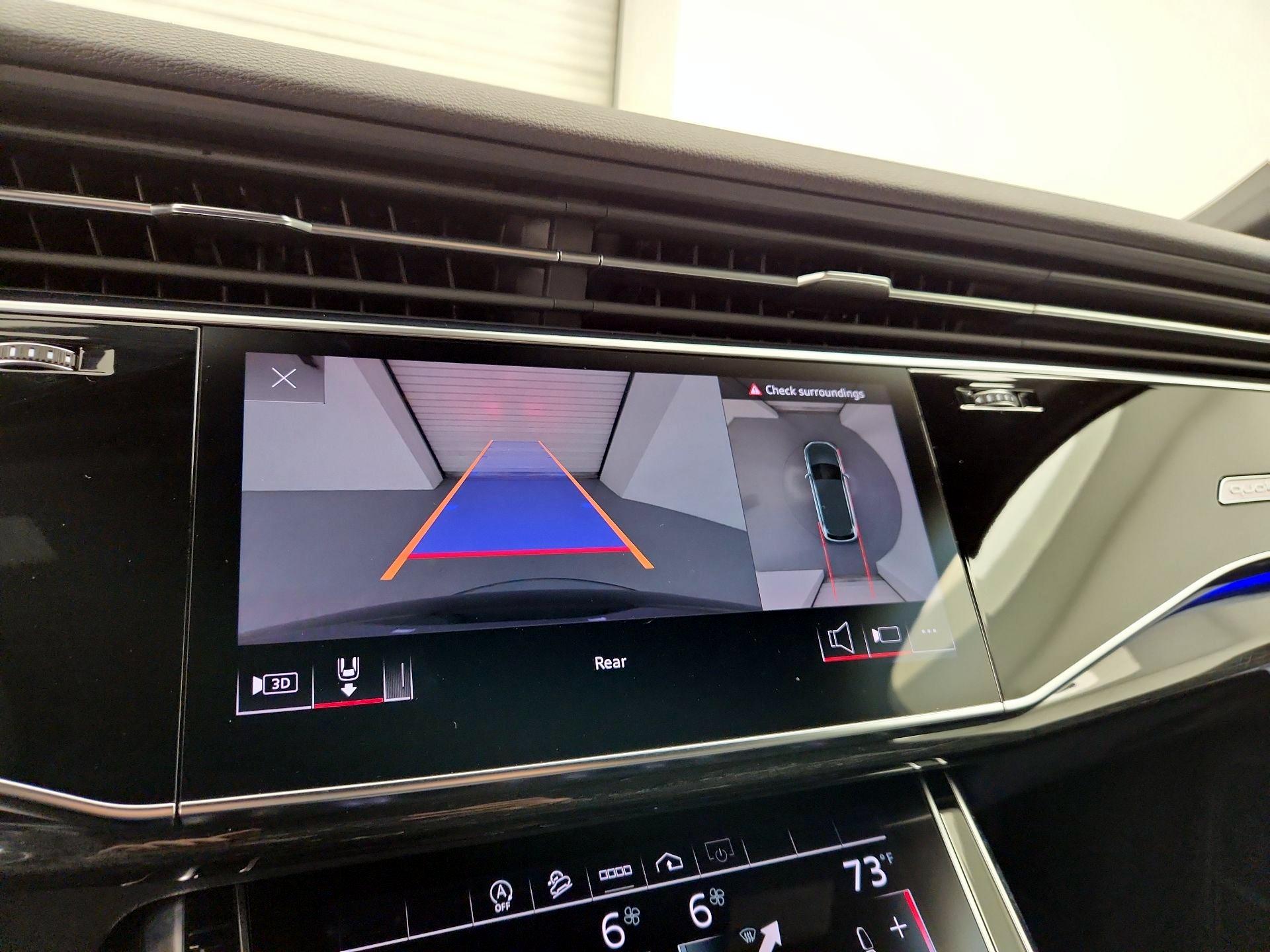 Thumbnail: 2022 Audi Q7 - 15