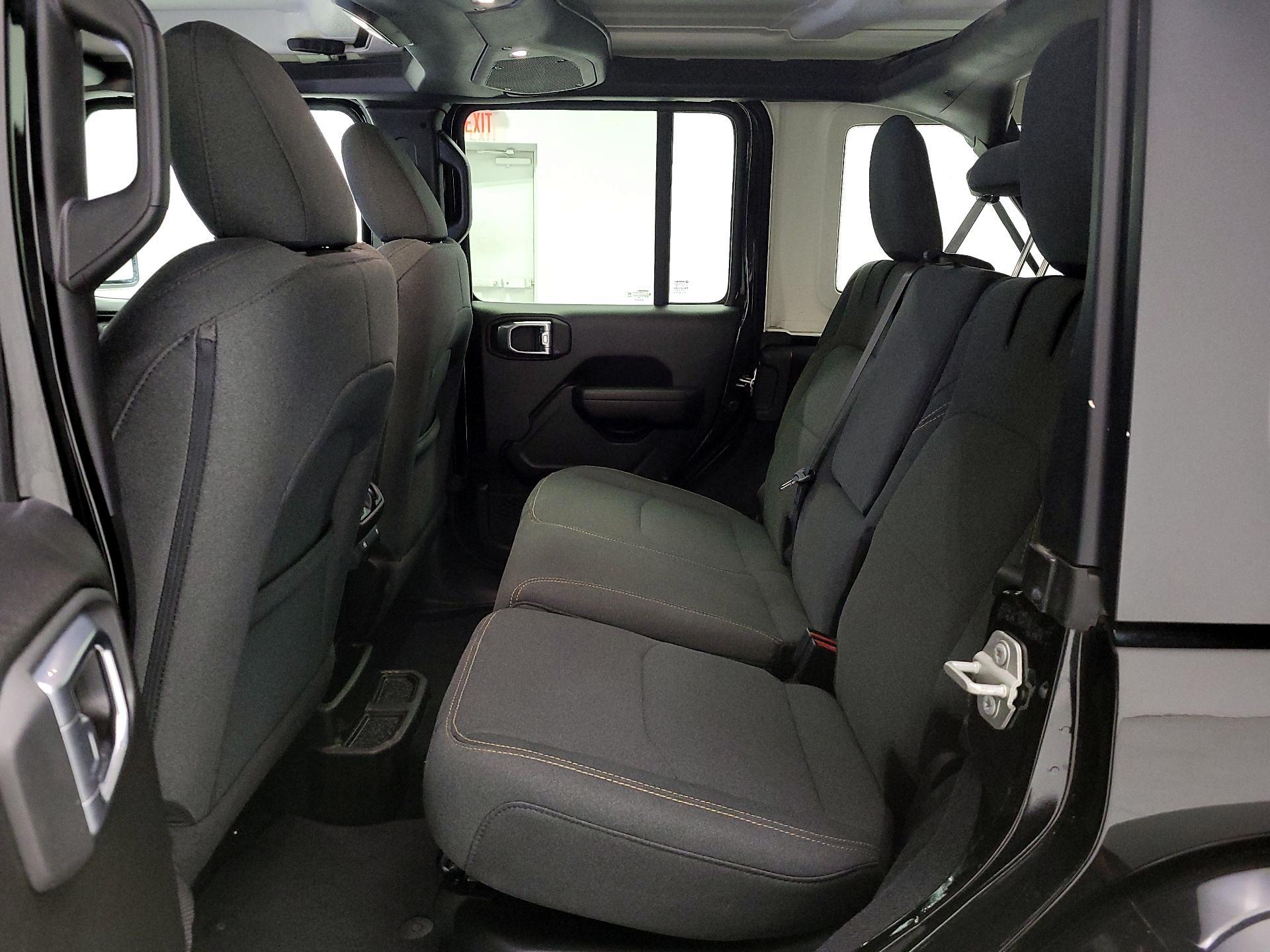 Thumbnail: 2024 Jeep Wrangler - 19