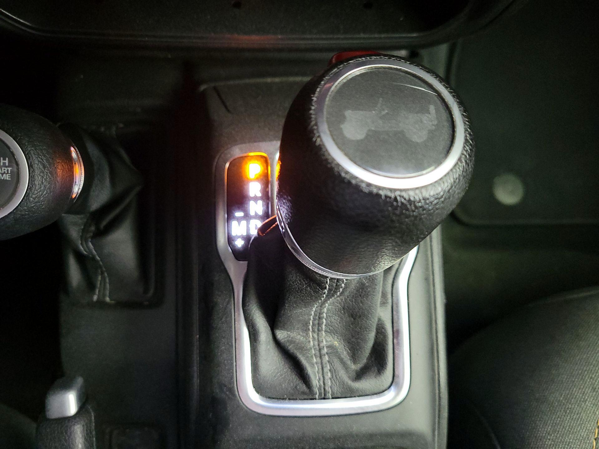 Thumbnail: 2024 Jeep Wrangler - 17