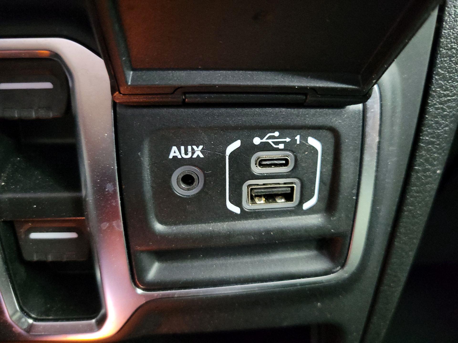 Thumbnail: 2024 Jeep Wrangler - 18