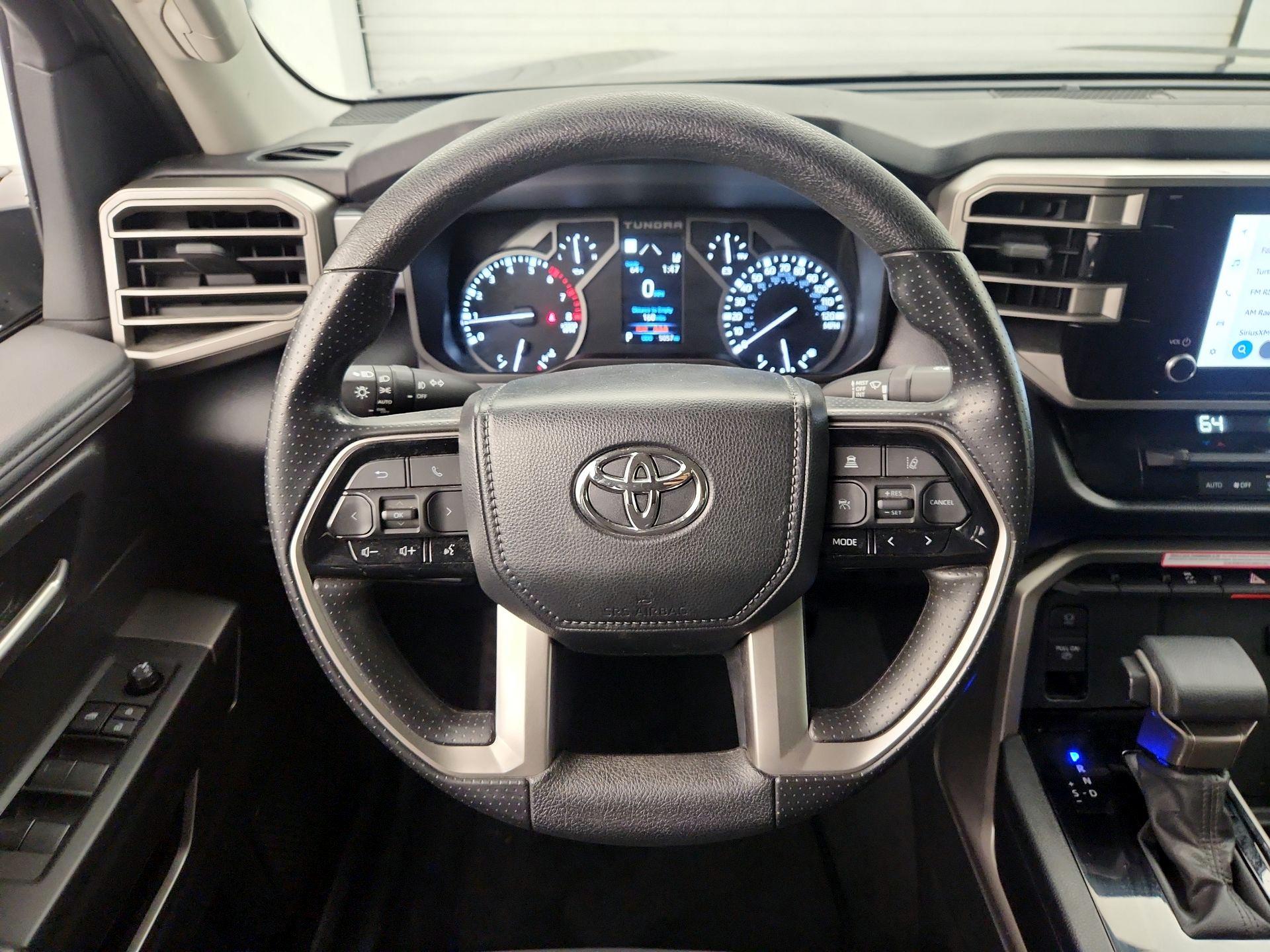 Thumbnail: 2024 Toyota Tundra - 10