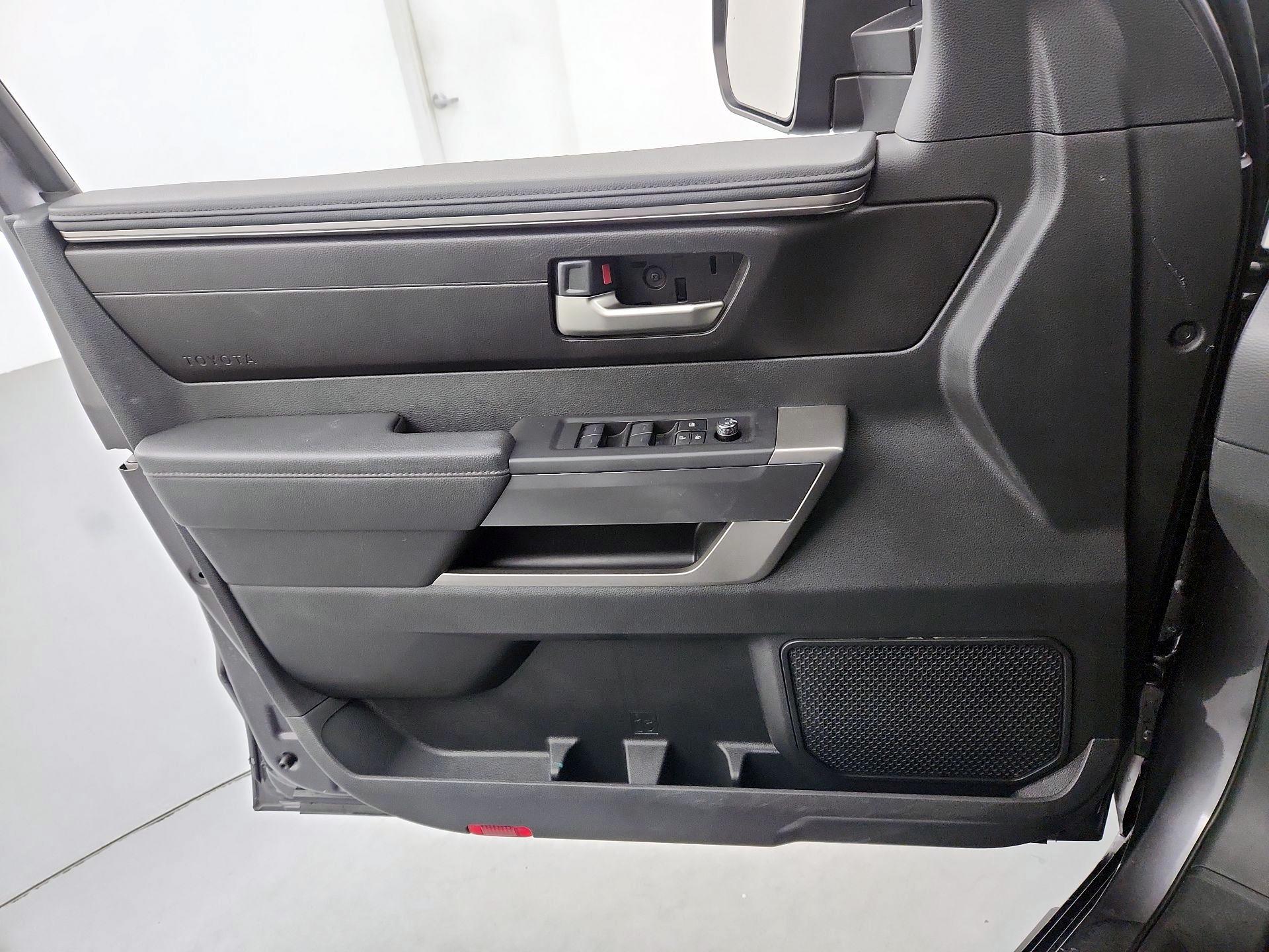 Thumbnail: 2024 Toyota Tundra - 12