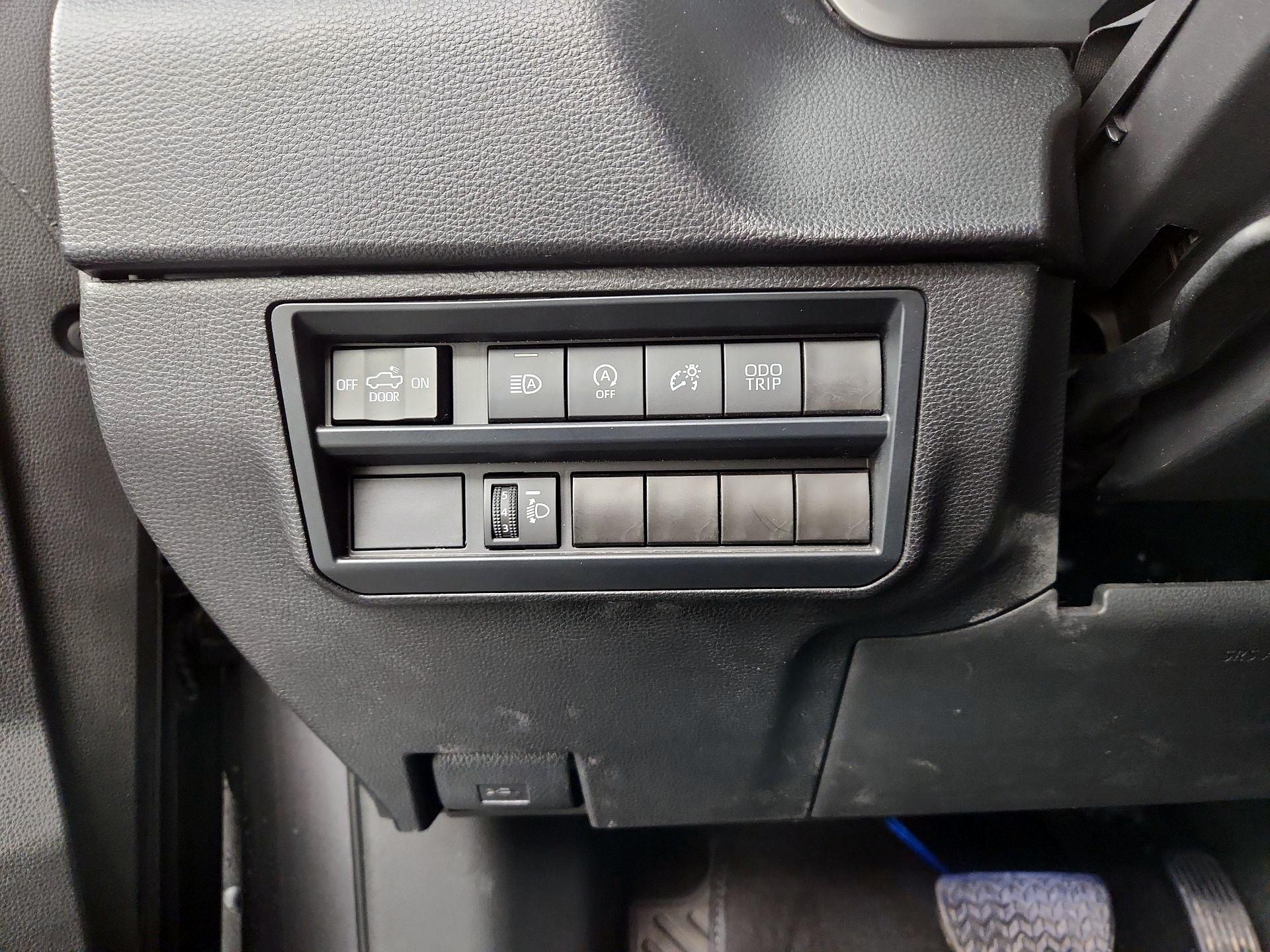 Thumbnail: 2024 Toyota Tundra - 13