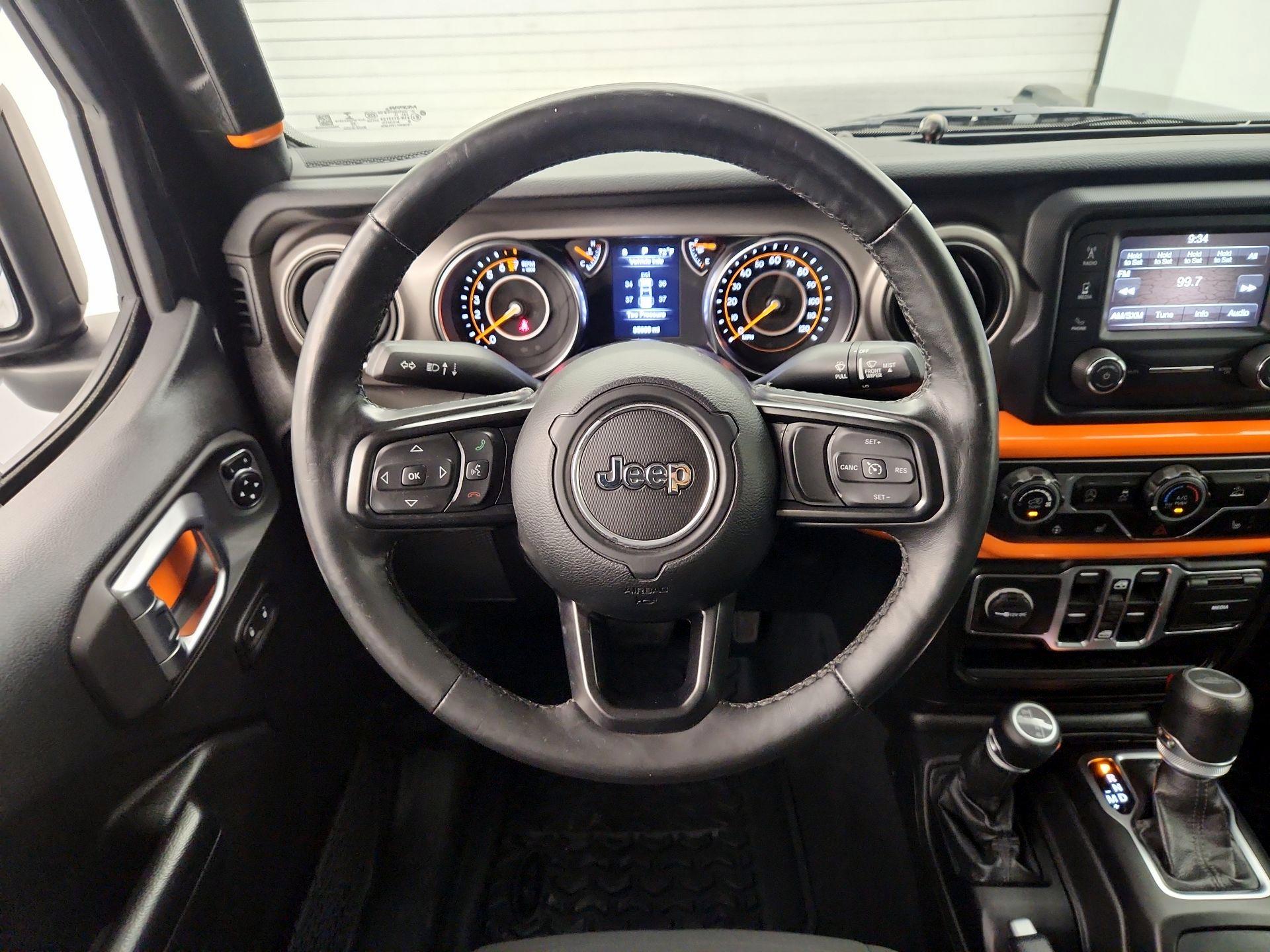 Thumbnail: 2020 Jeep Gladiator - 10