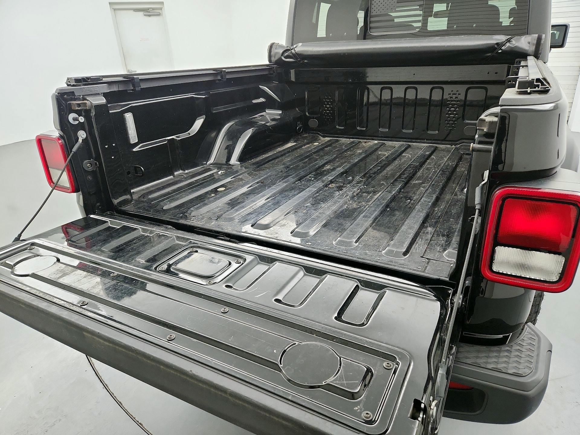 Thumbnail: 2020 Jeep Gladiator - 20