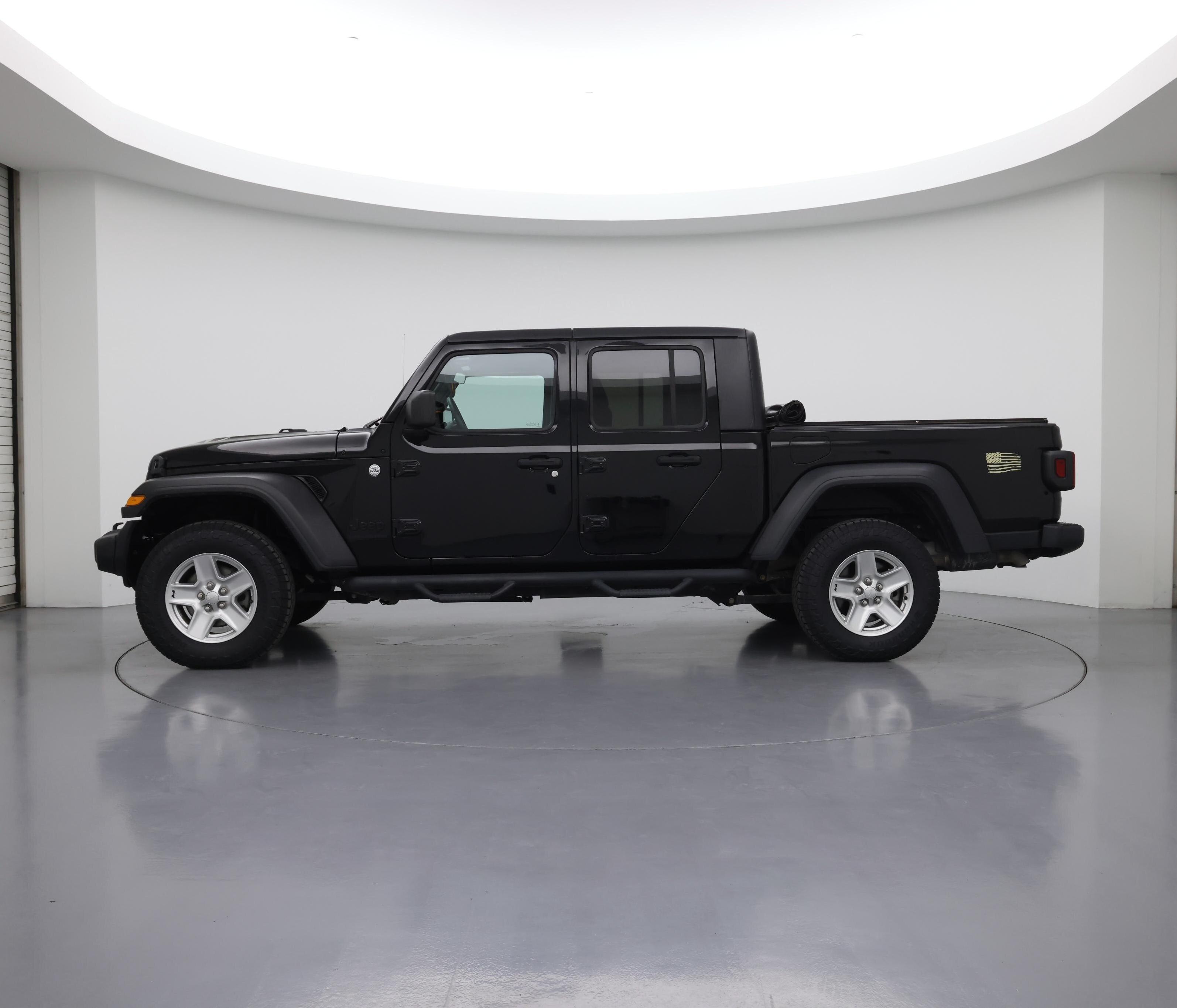 Thumbnail: 2020 Jeep Gladiator - 3