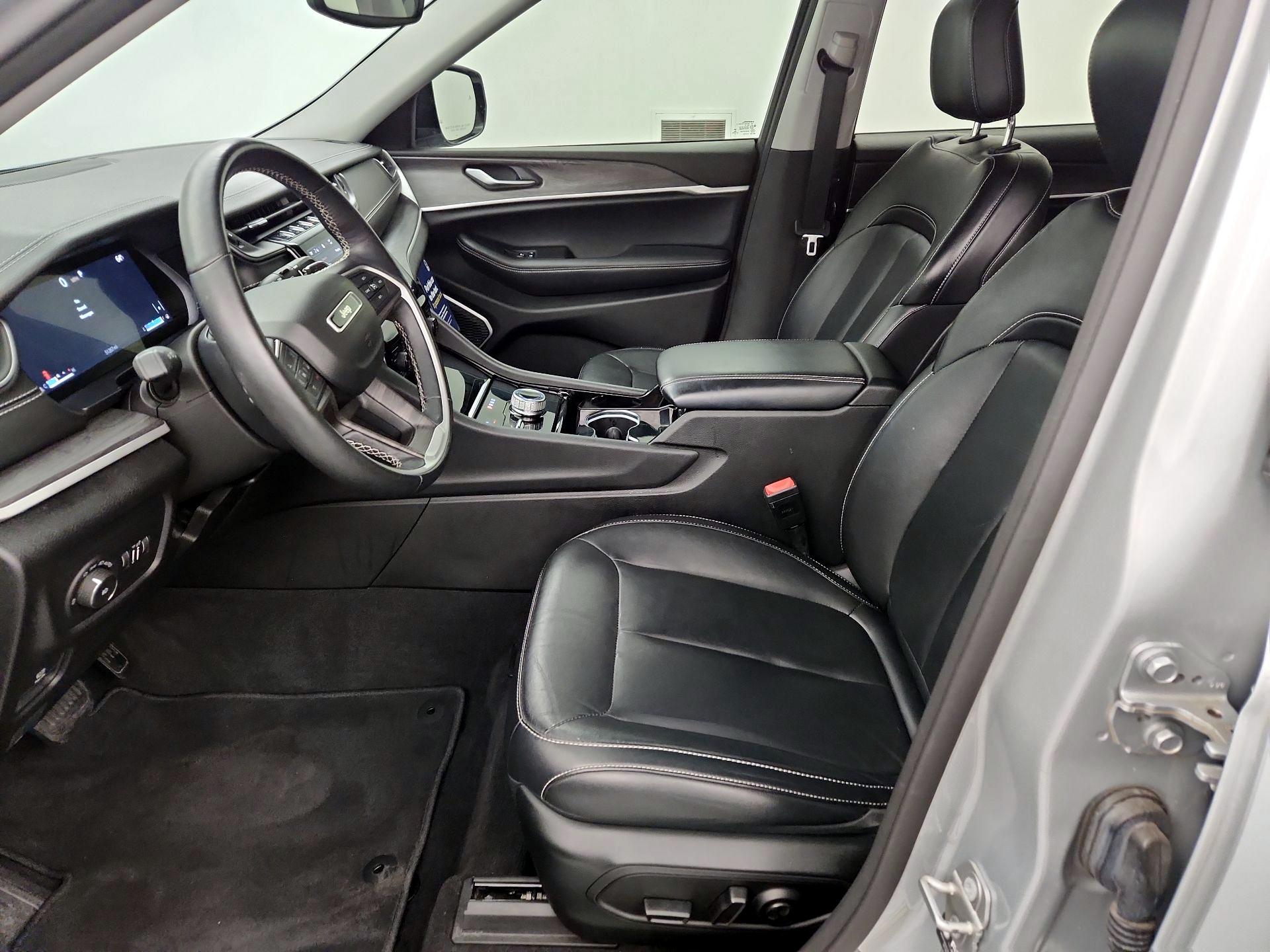 Thumbnail: 2021 Jeep Grand Cherokee L - 11