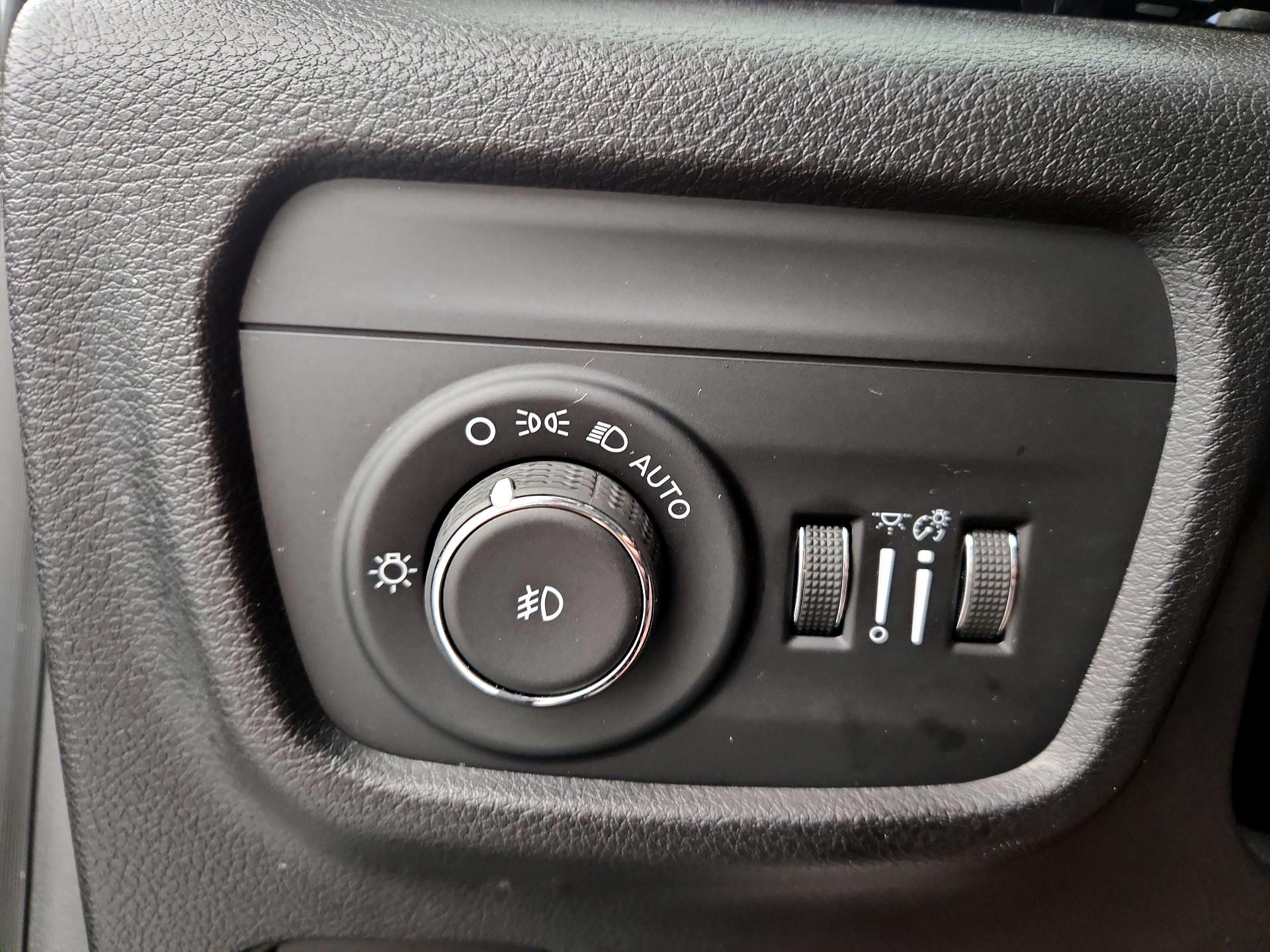 Thumbnail: 2021 Jeep Grand Cherokee L - 13