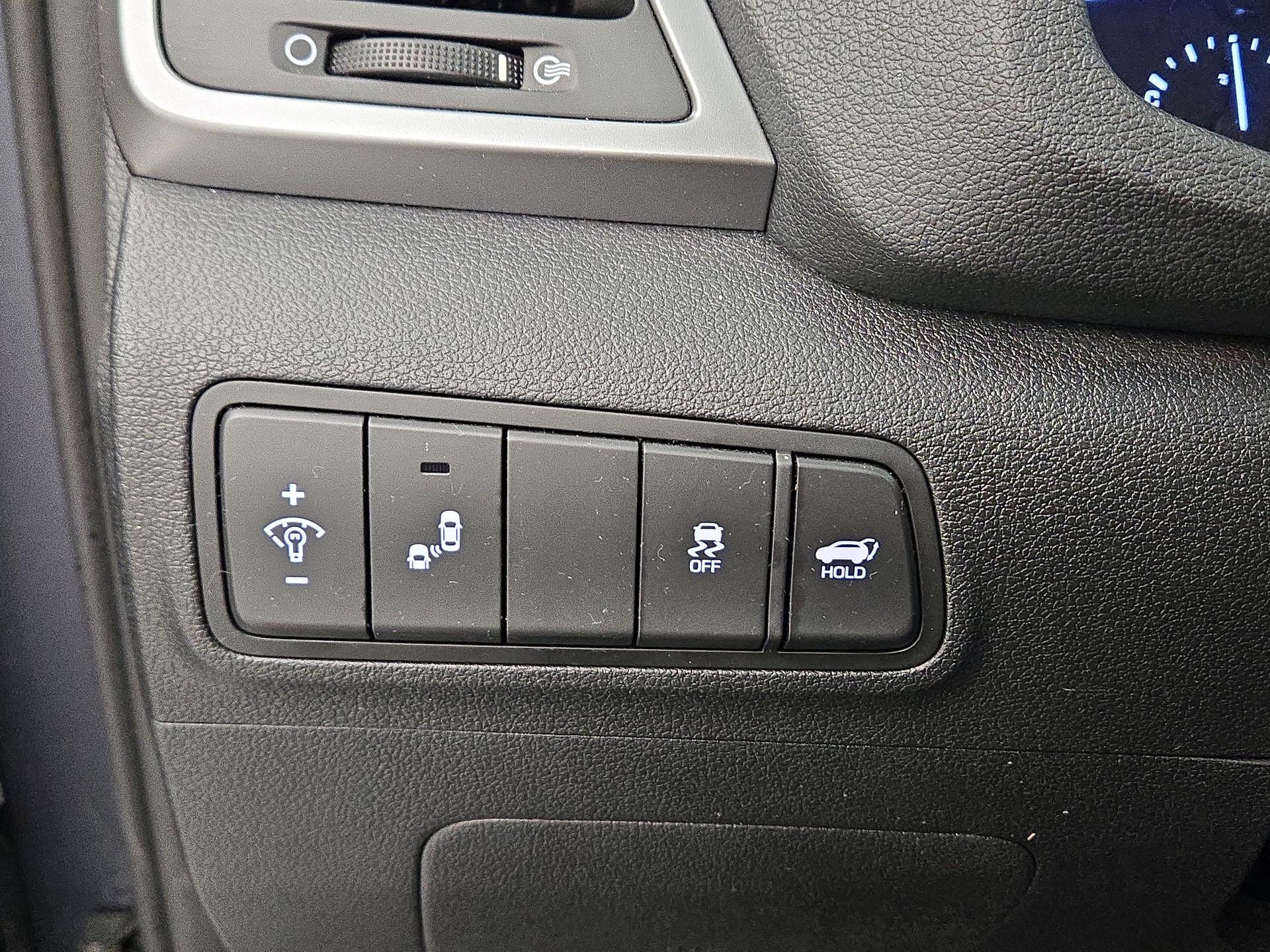 Thumbnail: 2017 Hyundai Tucson - 13