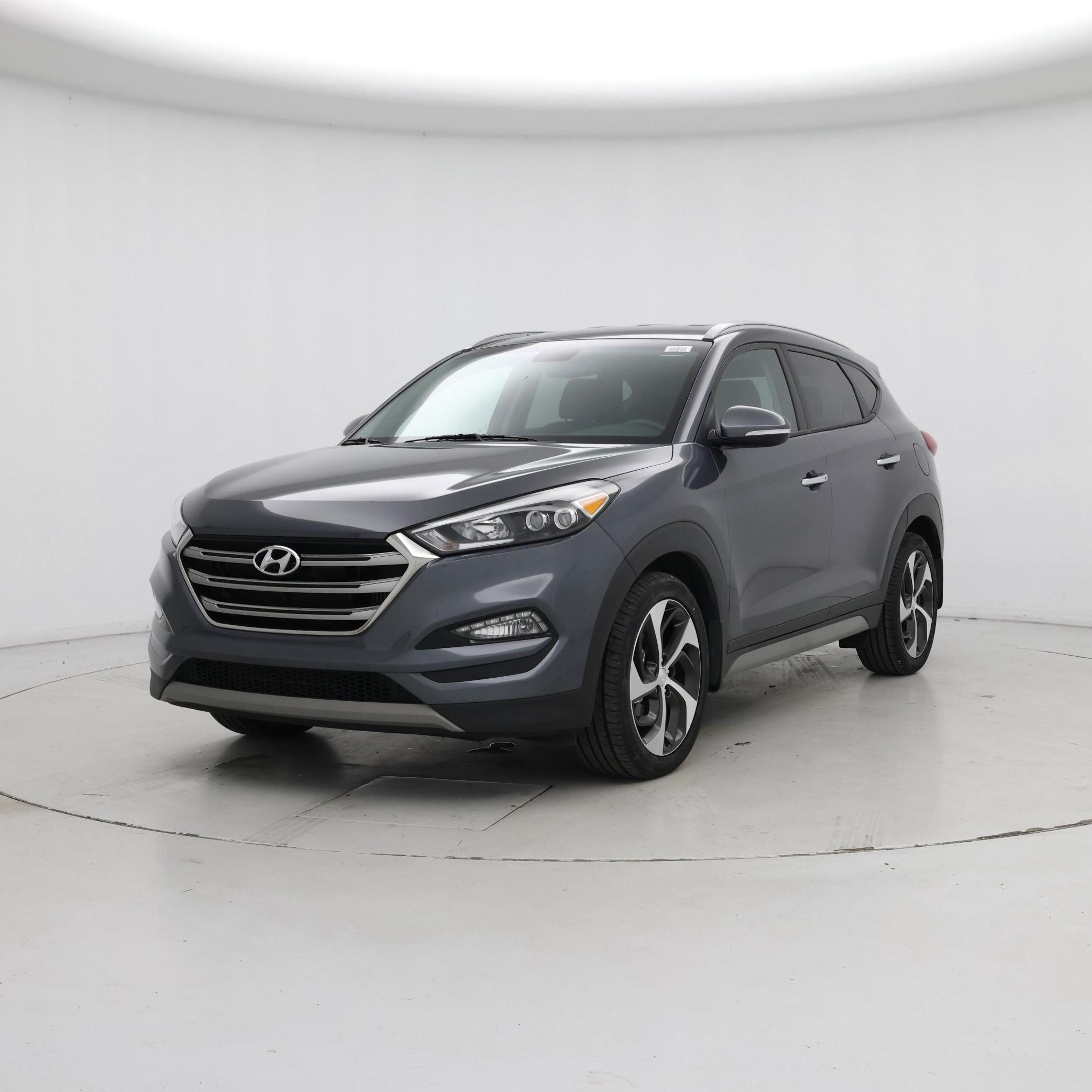 Thumbnail: 2017 Hyundai Tucson - 4