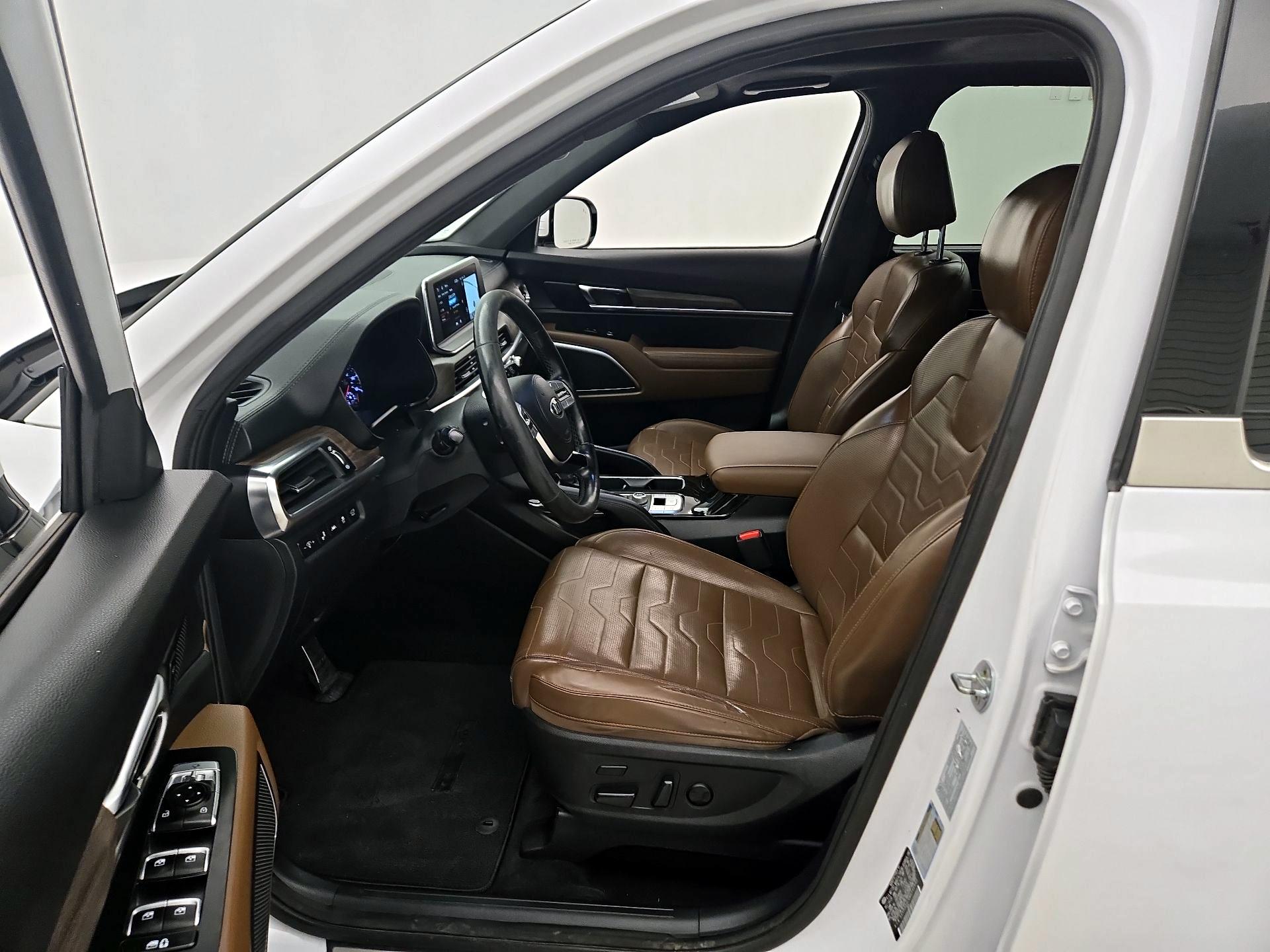 Thumbnail: 2021 Kia Telluride - 11