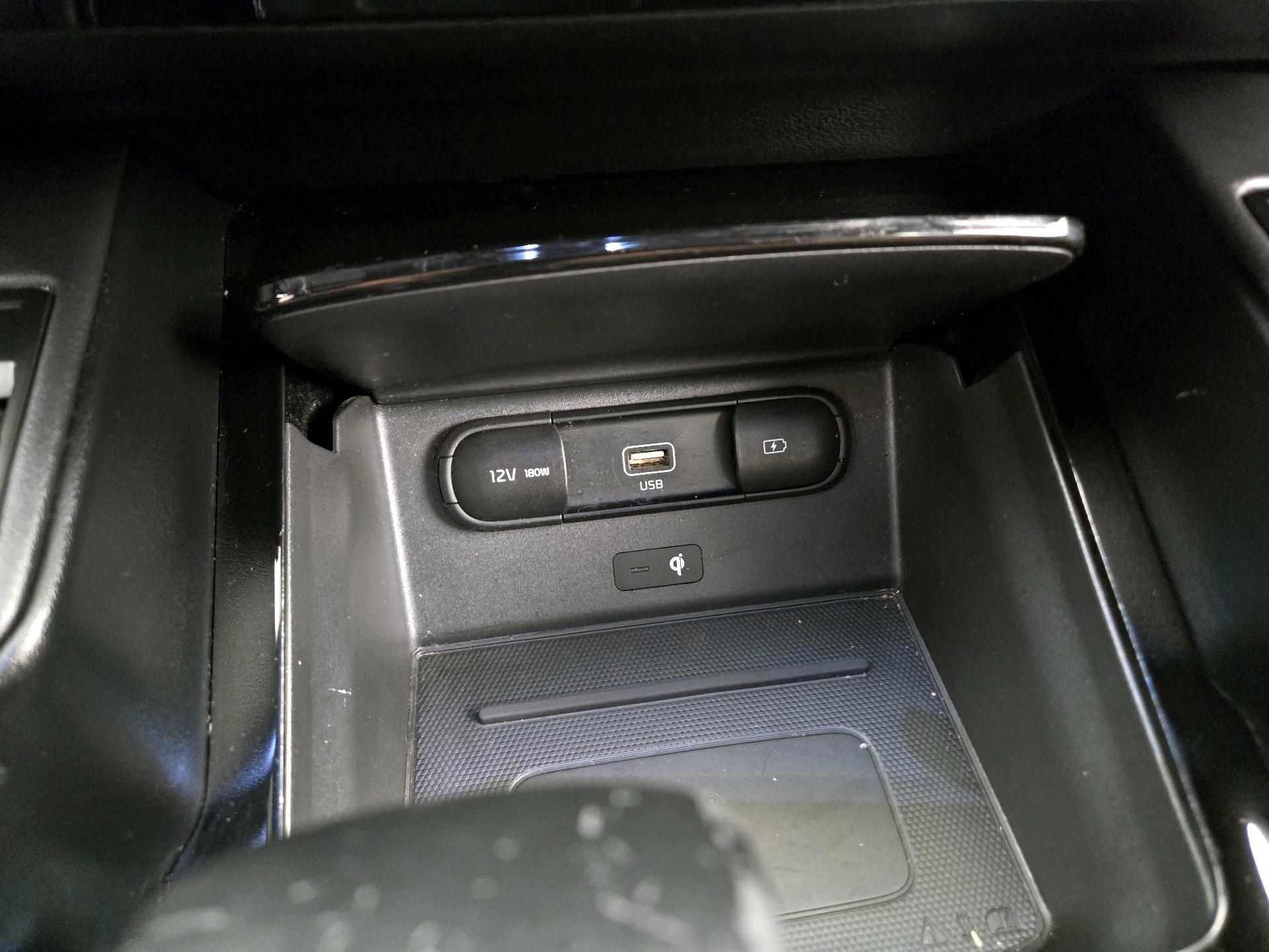 Thumbnail: 2021 Kia Telluride - 19