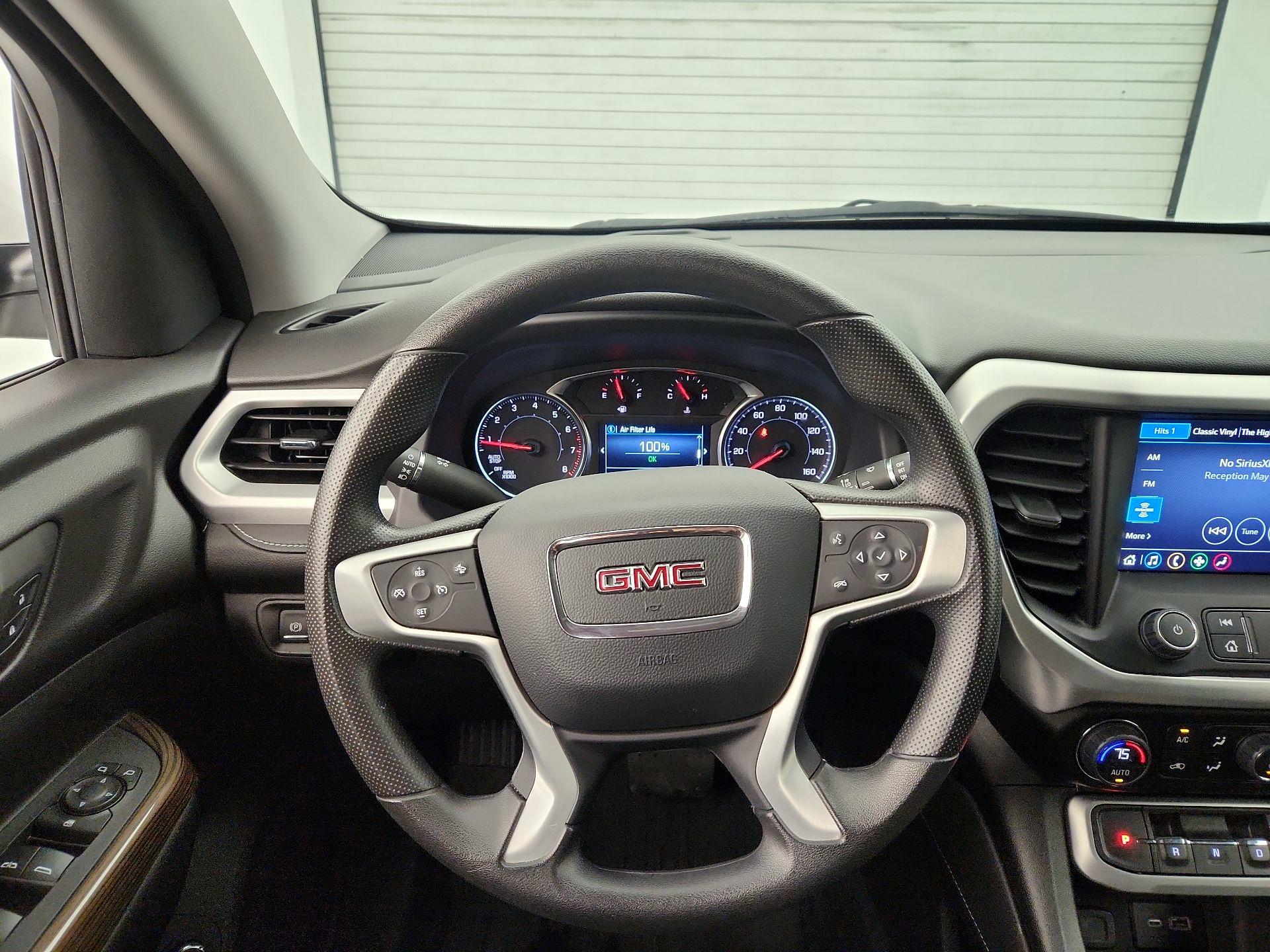 Thumbnail: 2023 GMC Acadia - 10