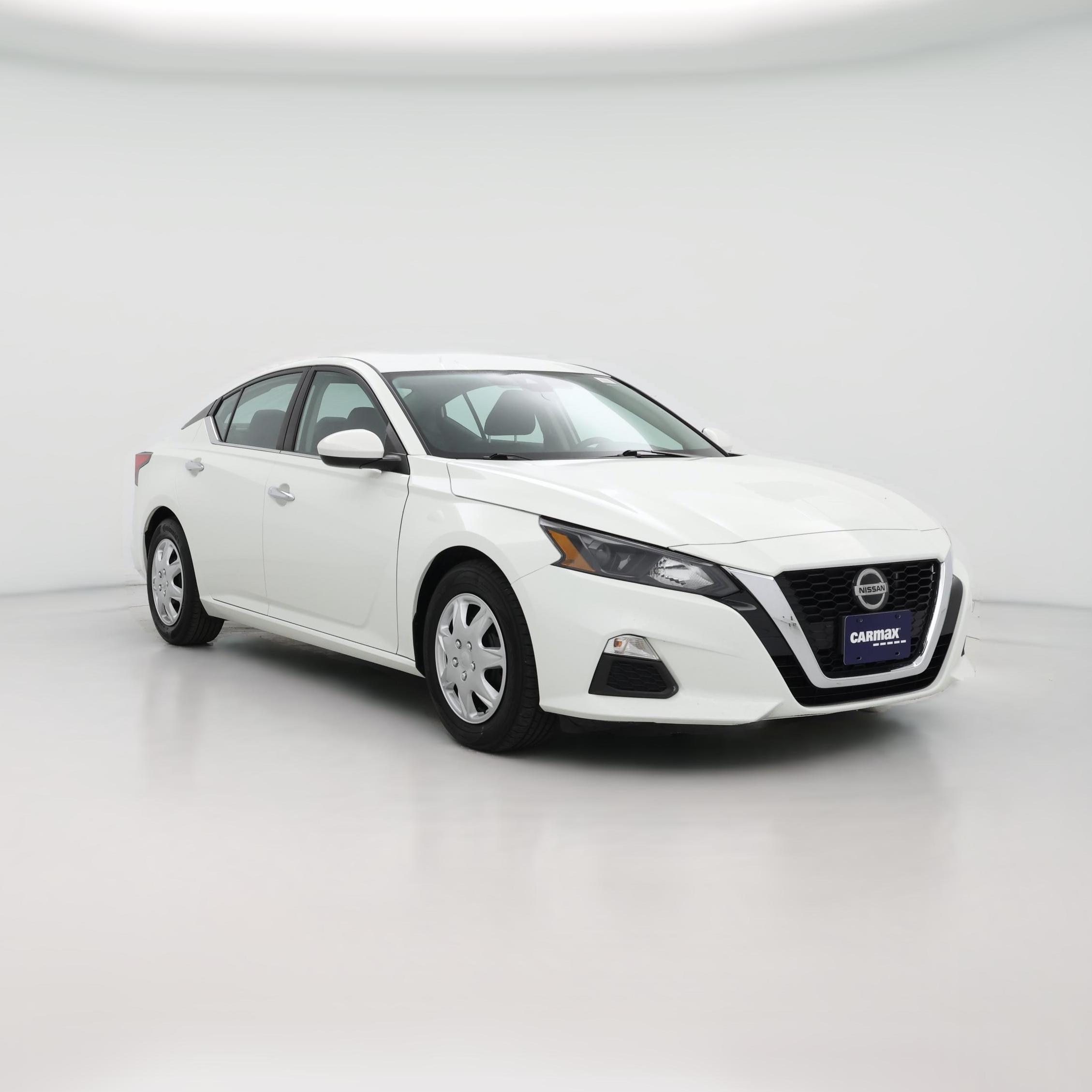 Thumbnail: 2022 Nissan Altima - 1
