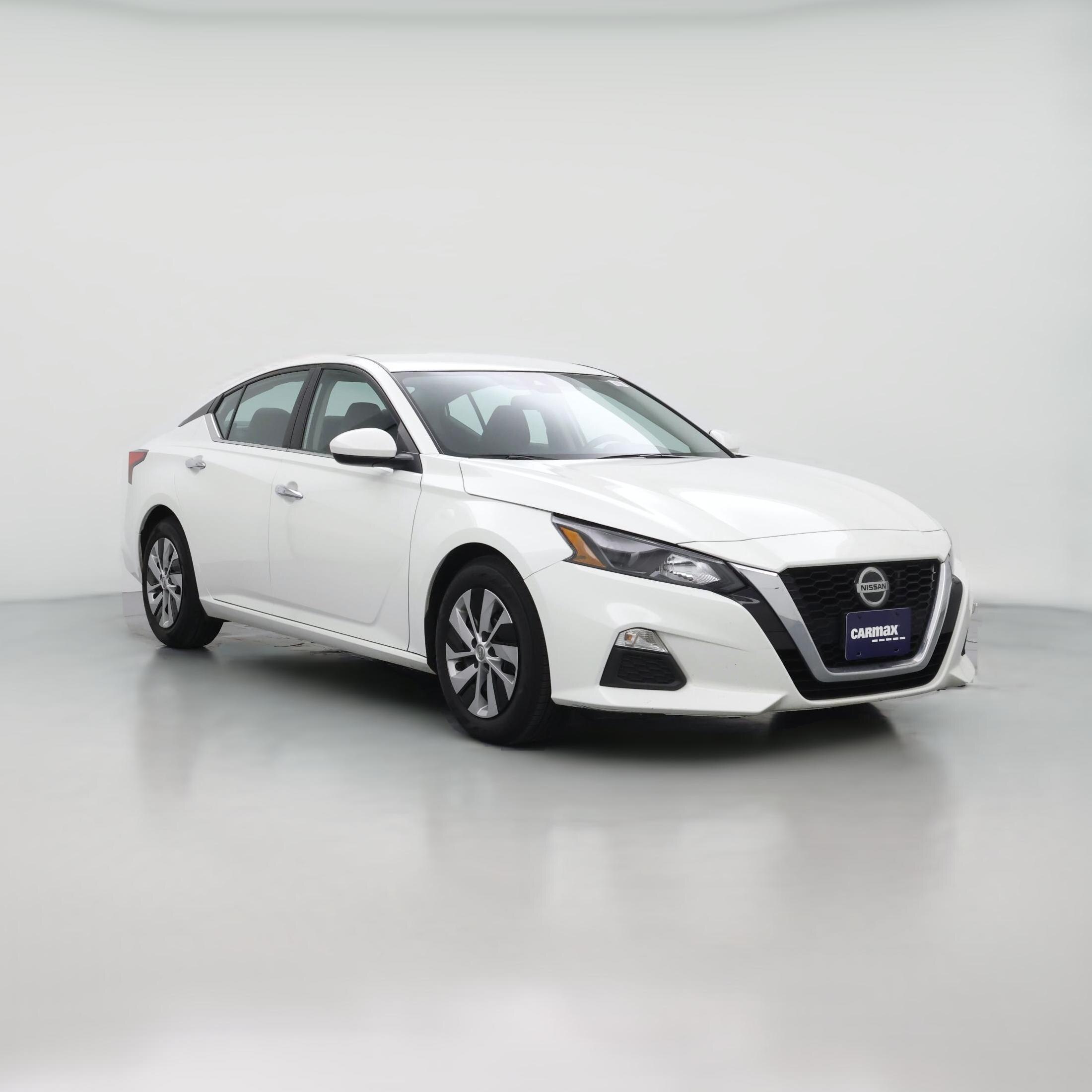 Thumbnail: 2022 Nissan Altima - 1