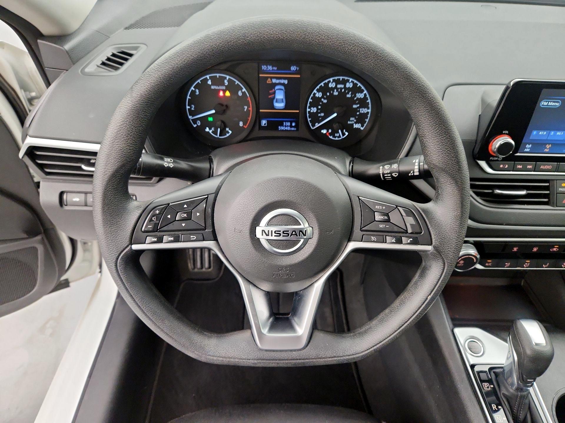 Thumbnail: 2022 Nissan Altima - 10