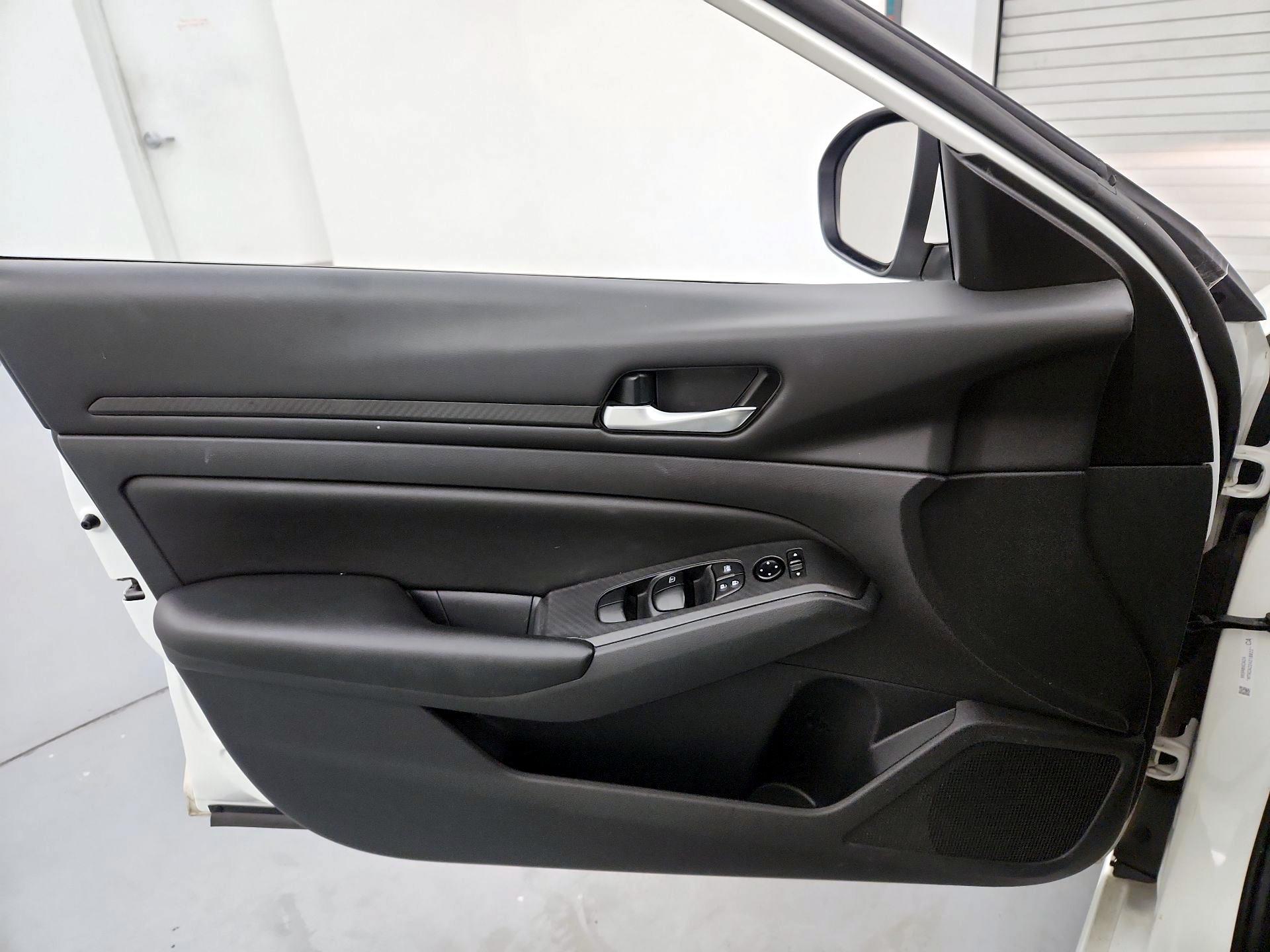 Thumbnail: 2022 Nissan Altima - 12