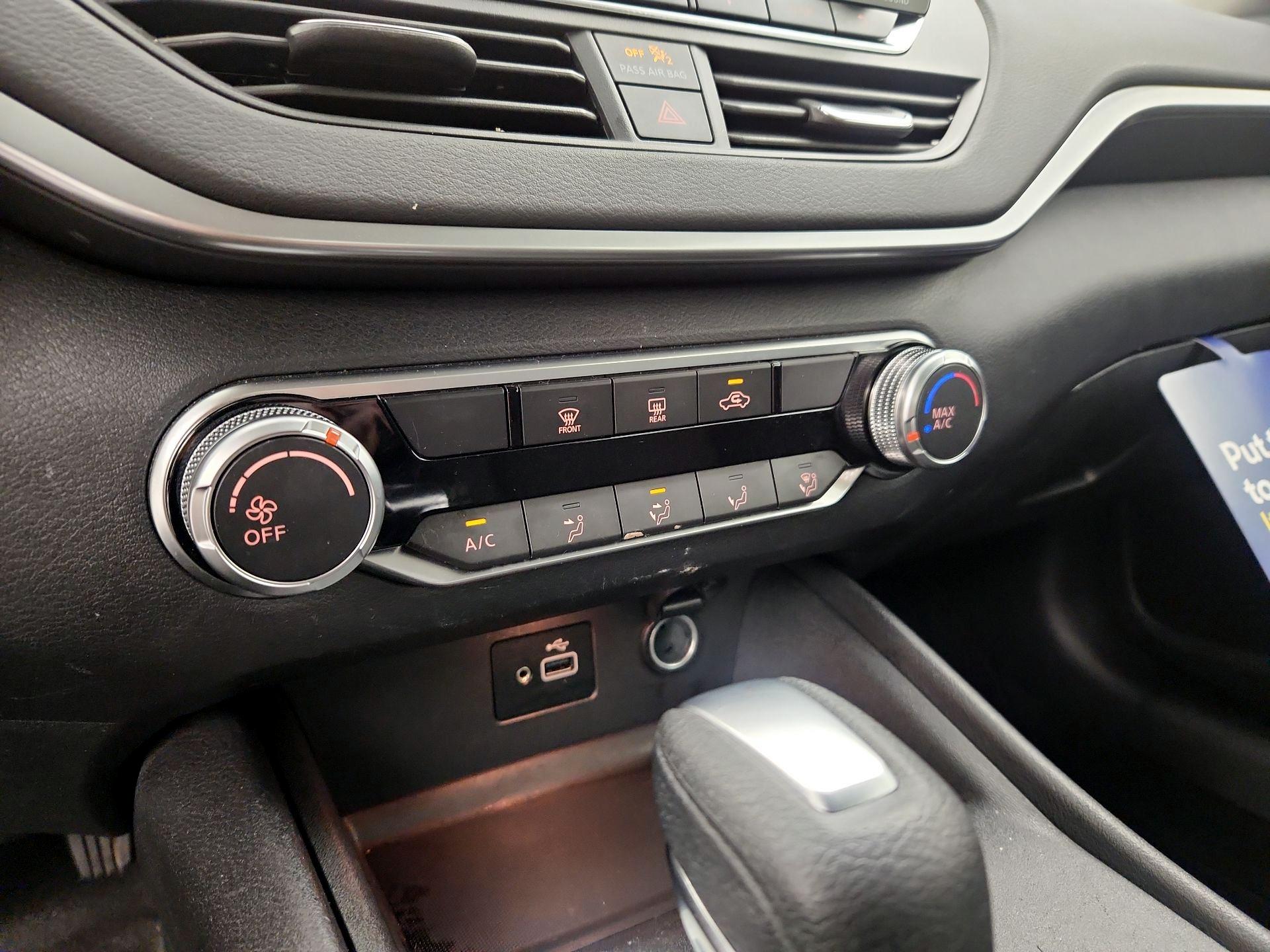 Thumbnail: 2022 Nissan Altima - 16