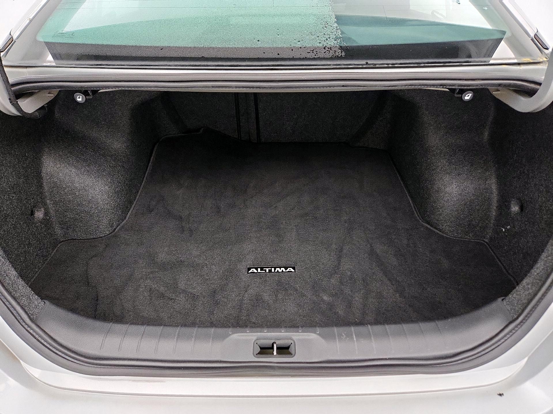 Thumbnail: 2022 Nissan Altima - 20