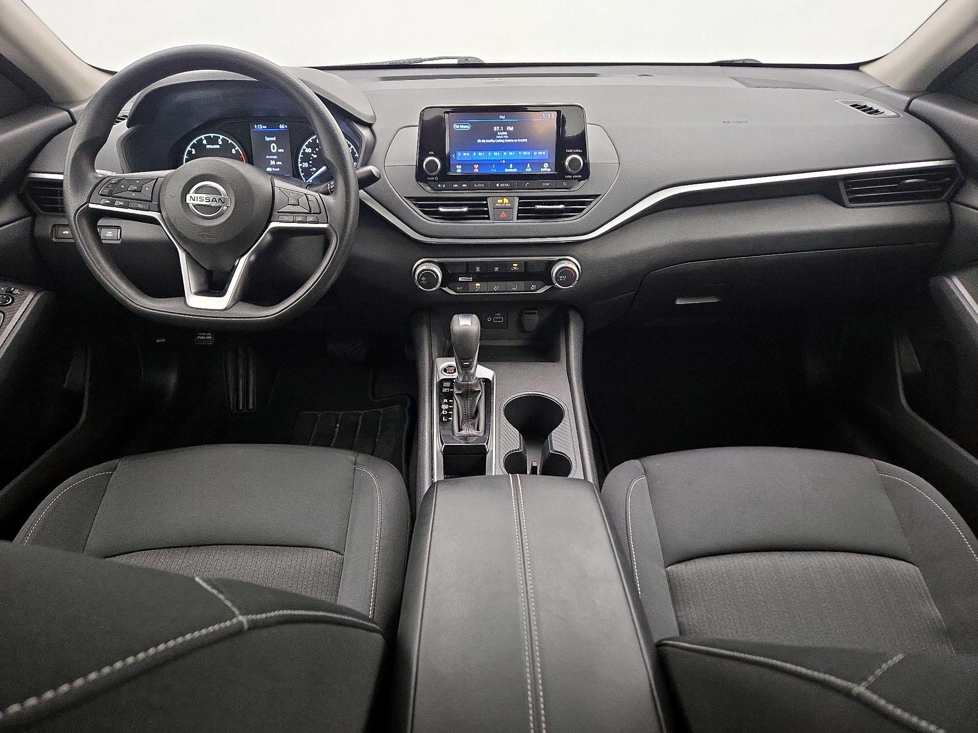 Thumbnail: 2022 Nissan Altima - 9