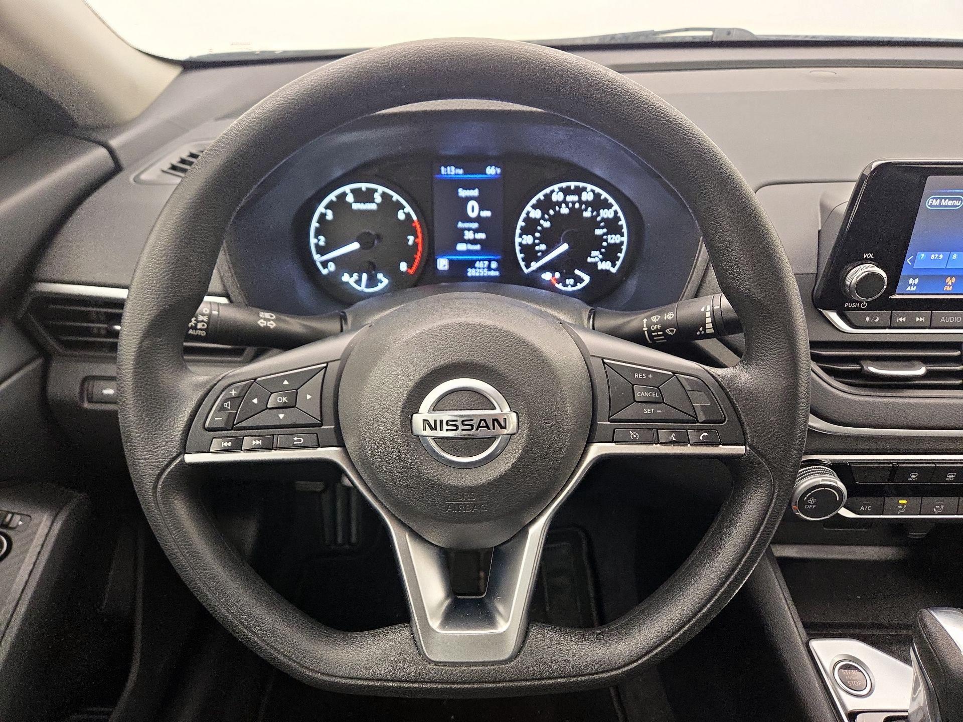 Thumbnail: 2022 Nissan Altima - 10