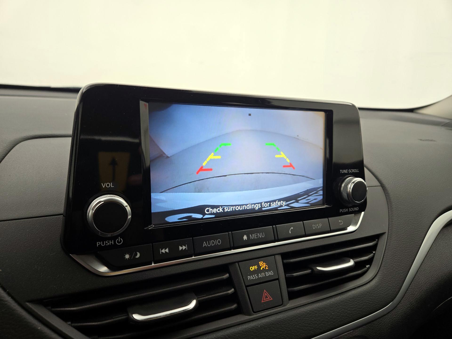 Thumbnail: 2022 Nissan Altima - 14