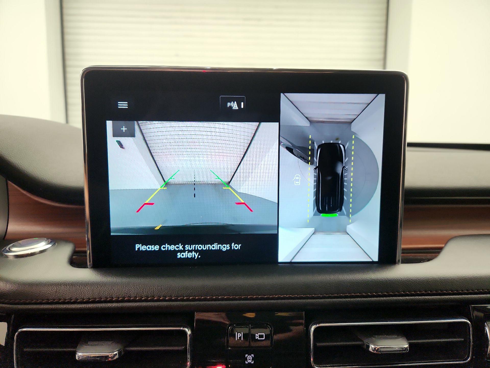 Thumbnail: 2022 Lincoln Aviator - 15