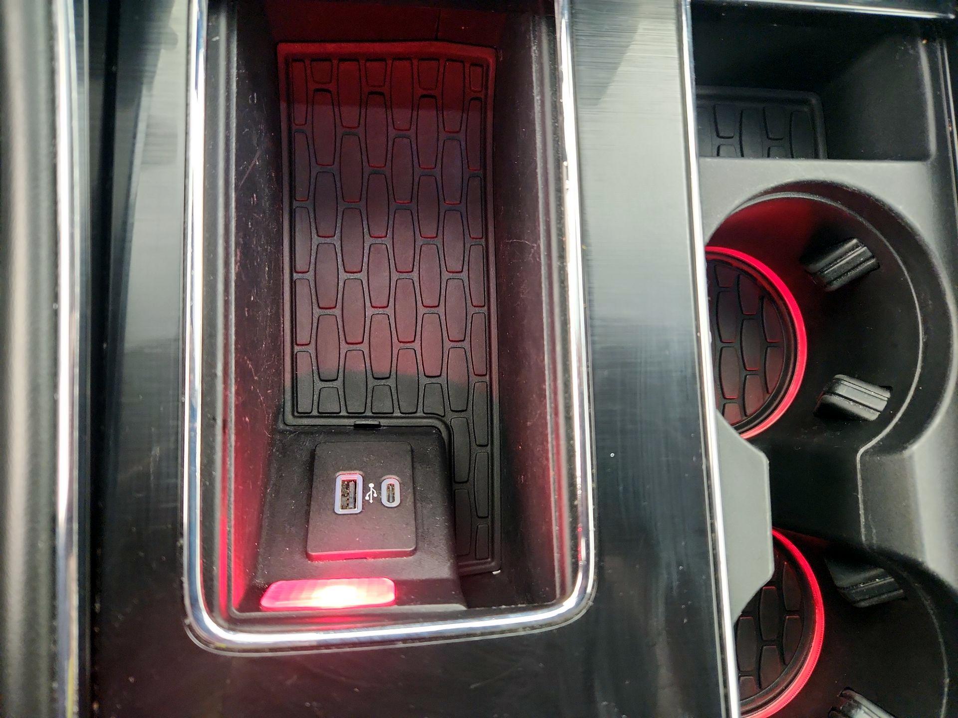 Thumbnail: 2022 Lincoln Aviator - 19