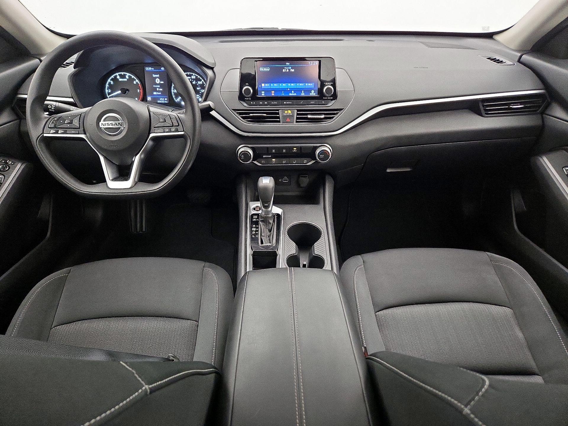 Thumbnail: 2022 Nissan Altima - 9