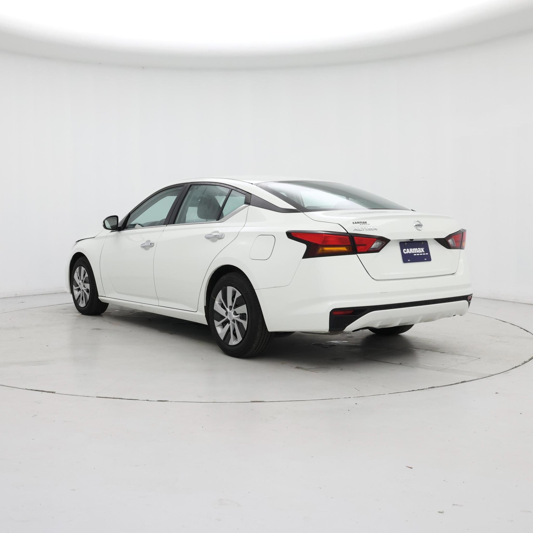 Thumbnail: 2022 Nissan Altima - 2