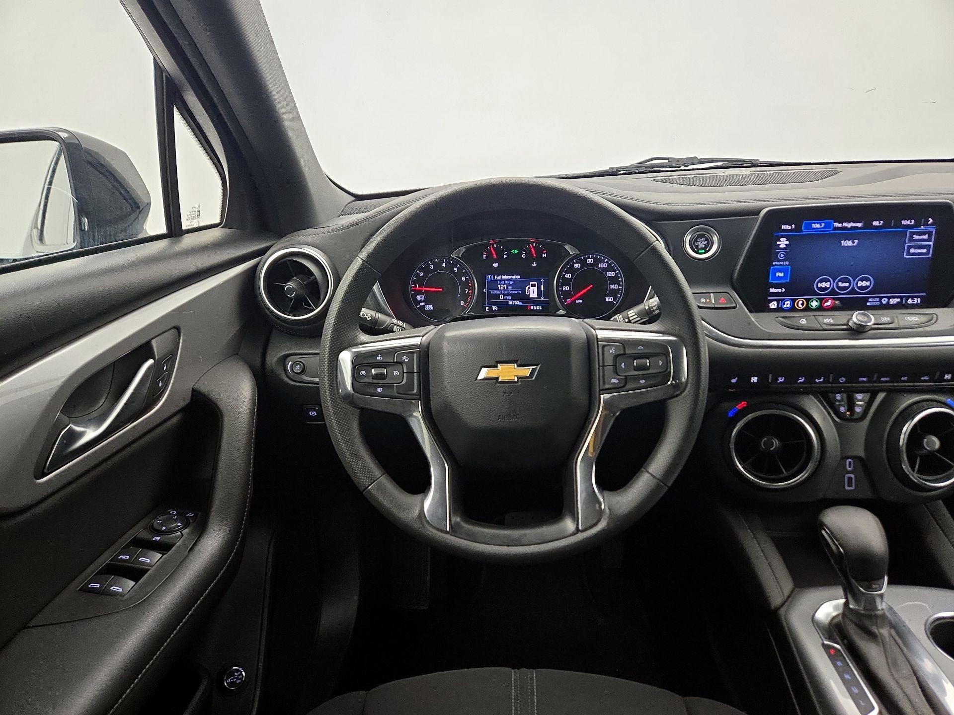 Thumbnail: 2022 Chevrolet Blazer - 10