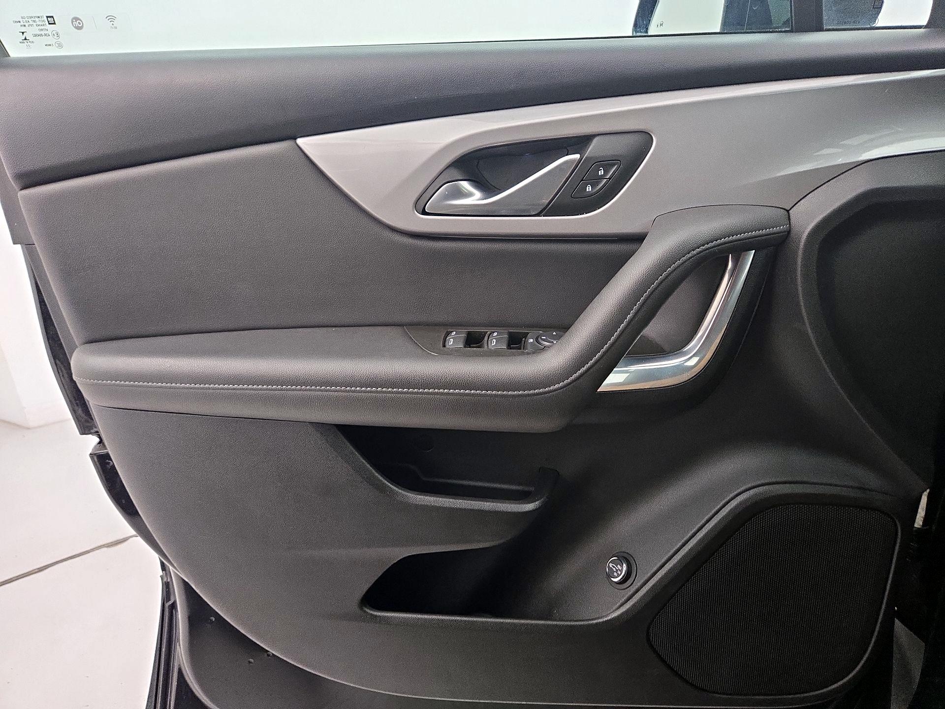 Thumbnail: 2022 Chevrolet Blazer - 12