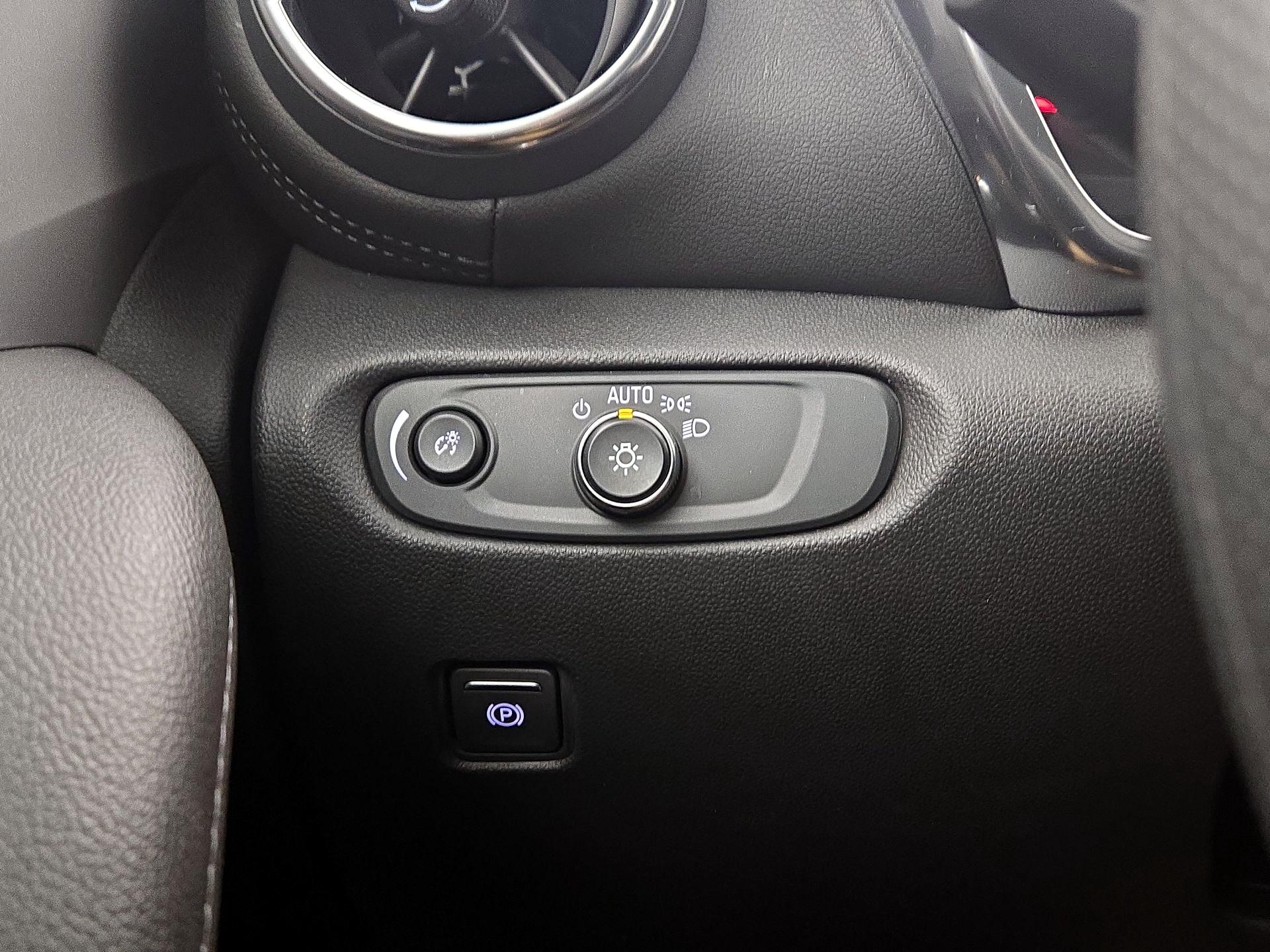 Thumbnail: 2022 Chevrolet Blazer - 13