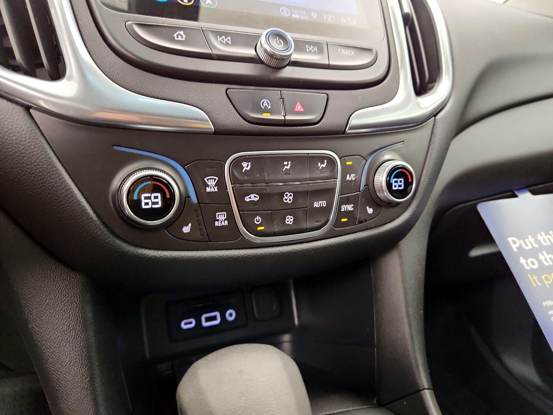 Thumbnail: 2022 Chevrolet Equinox - 16