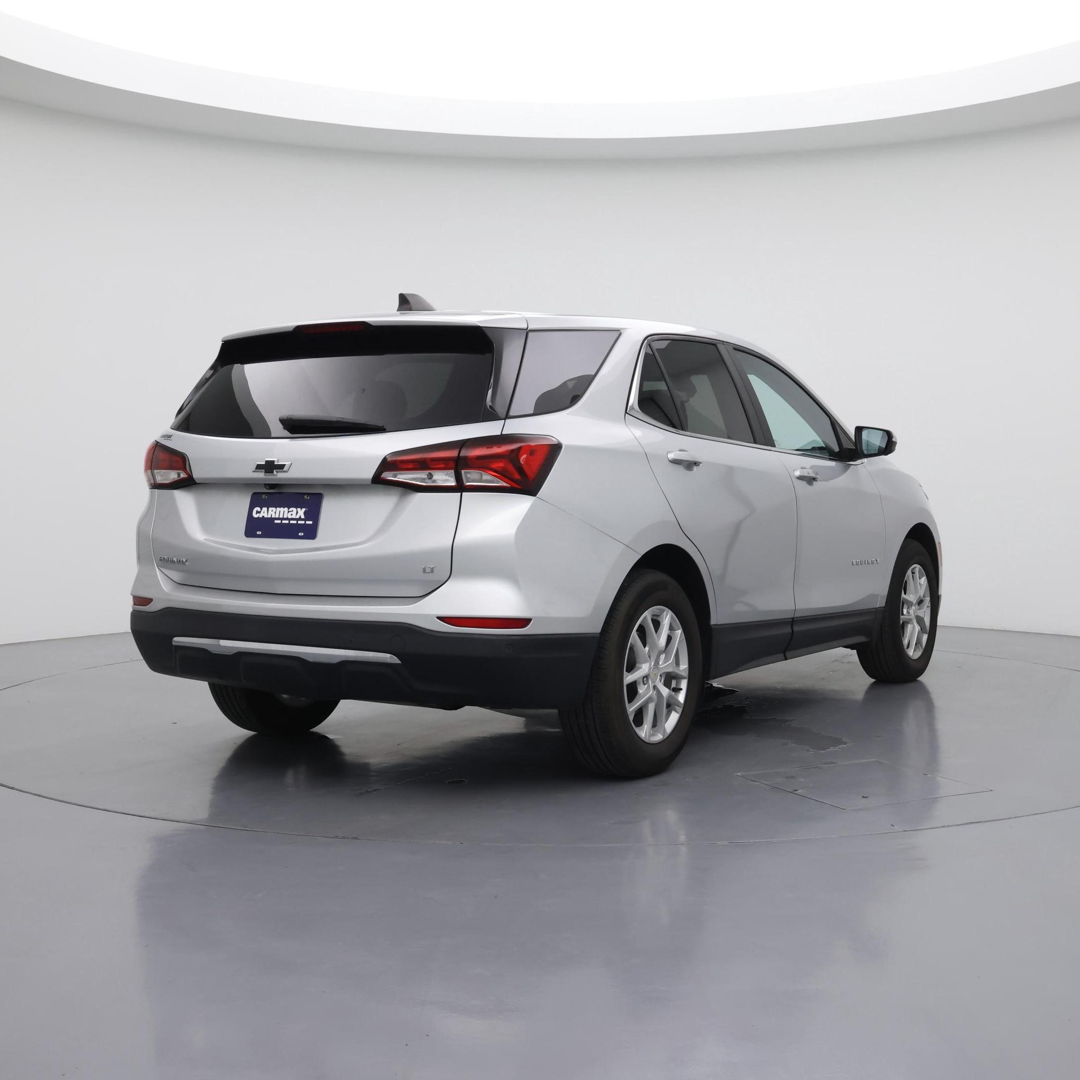 Thumbnail: 2022 Chevrolet Equinox - 8