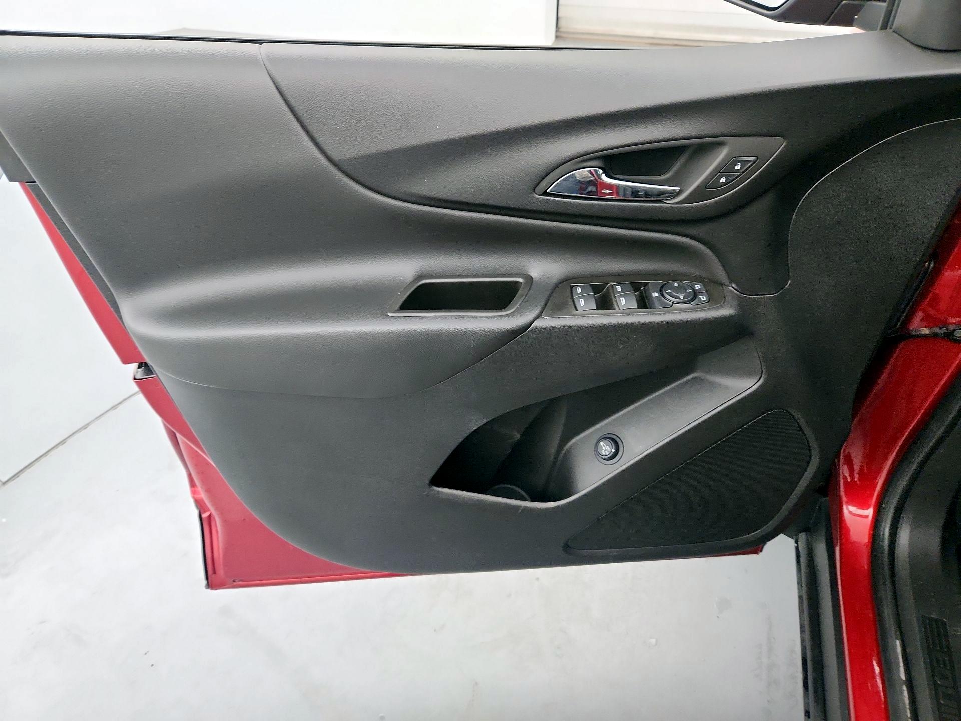 Thumbnail: 2023 Chevrolet Equinox - 12