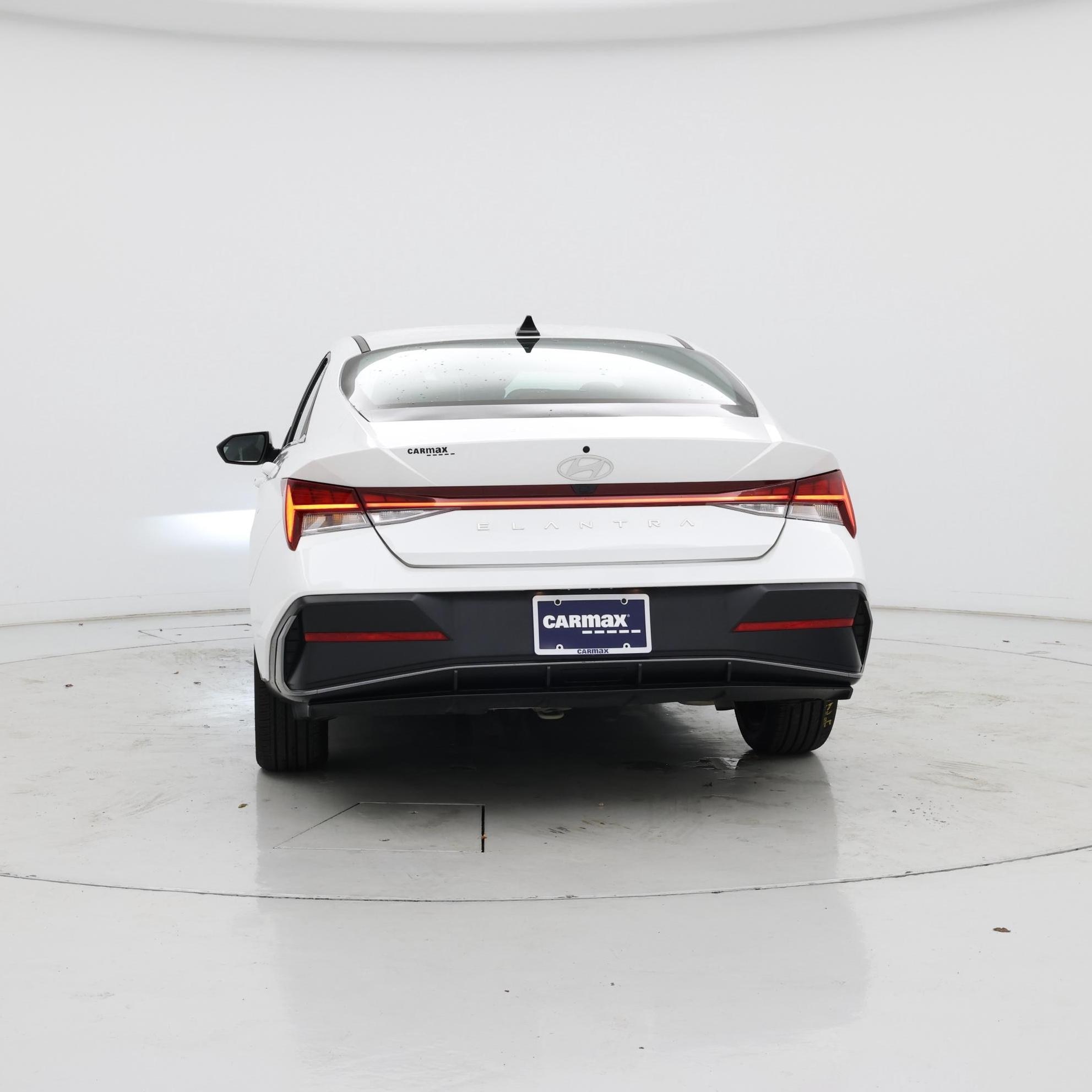 Thumbnail: 2024 Hyundai Elantra - 6