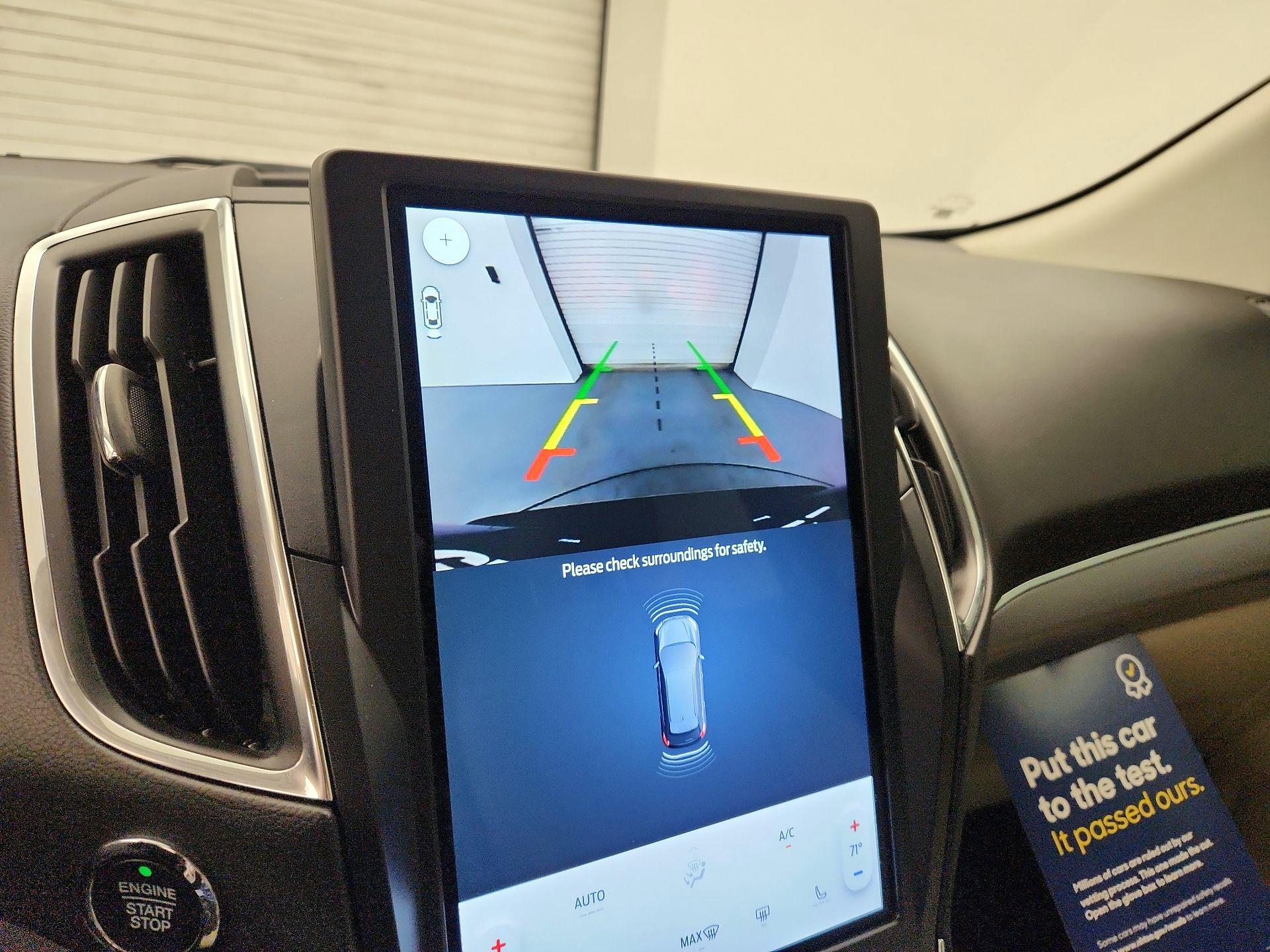 Thumbnail: 2022 Ford Edge - 14